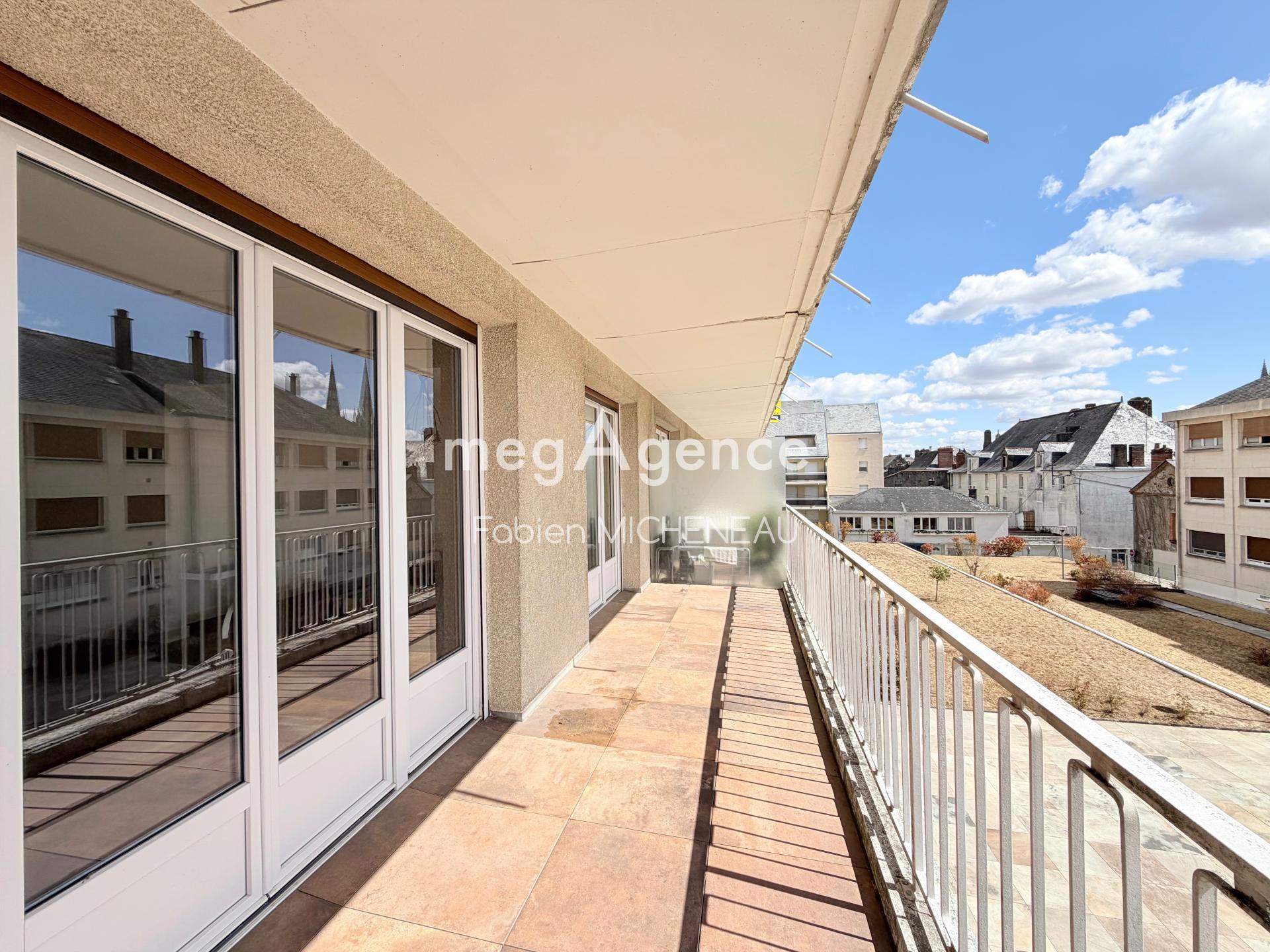 Appartement 5 pièces 115 m² · à Cholet · 115 m² · 249 600 €