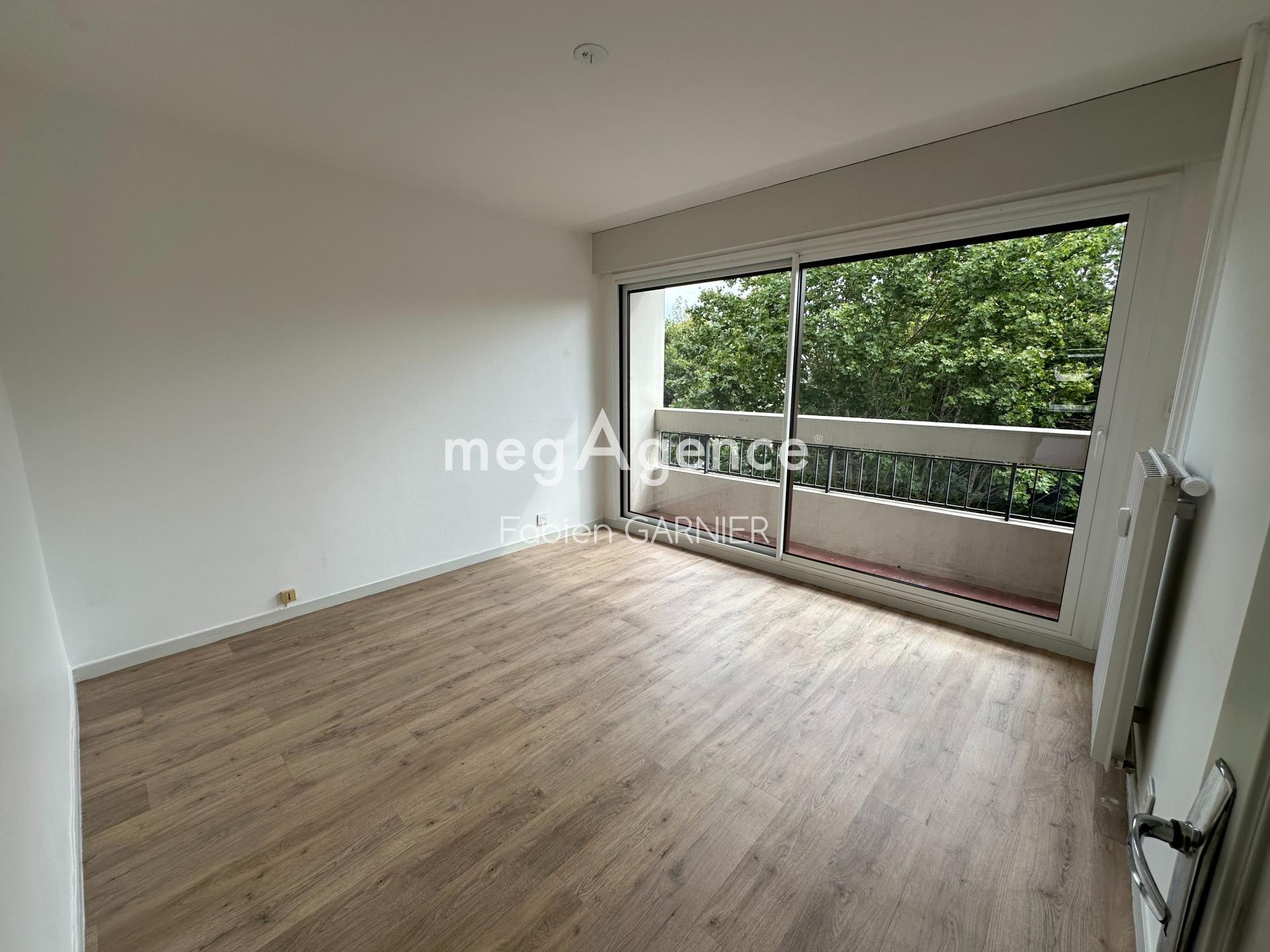 Achat : Appartement à ANGERS, 49100 - 2 pièces 52m² — 6