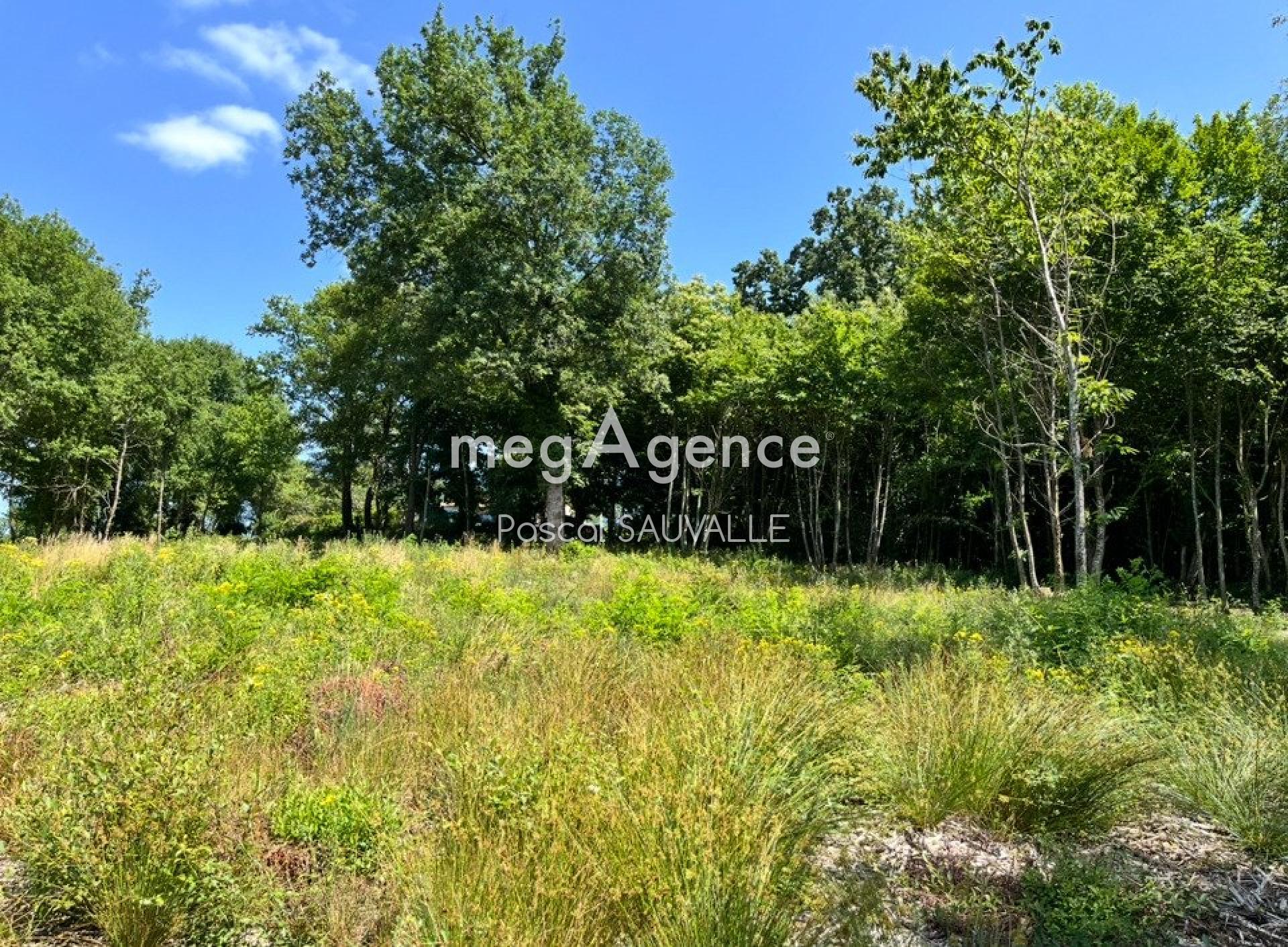 Terrain à villamblard, 24140 - 3840m² · 46 000 €