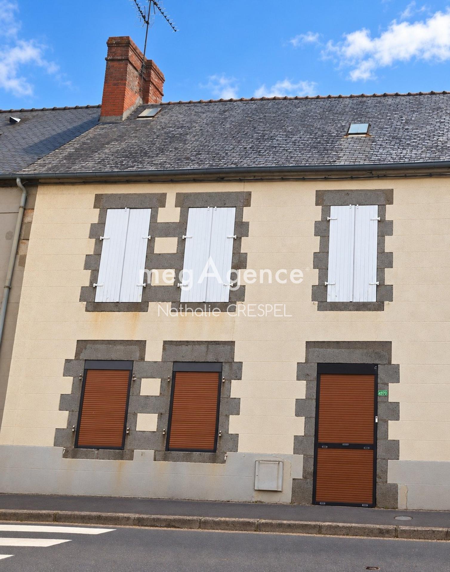 Maison 5 pièces 92 m² · à Rives d'Andaine · 92 m² · 38 000 €
