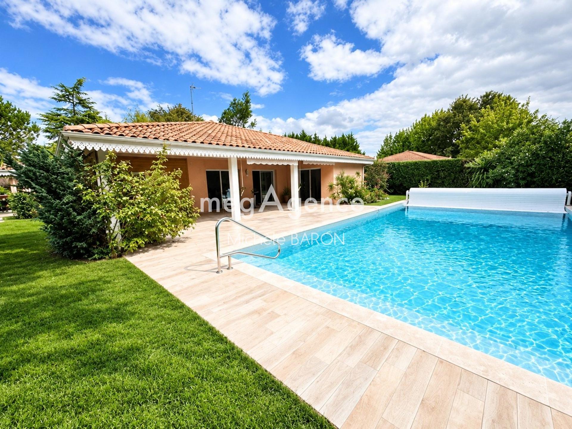Maison 8 pièces 209 m² · à Messanges · 209 m² · 845 000 €