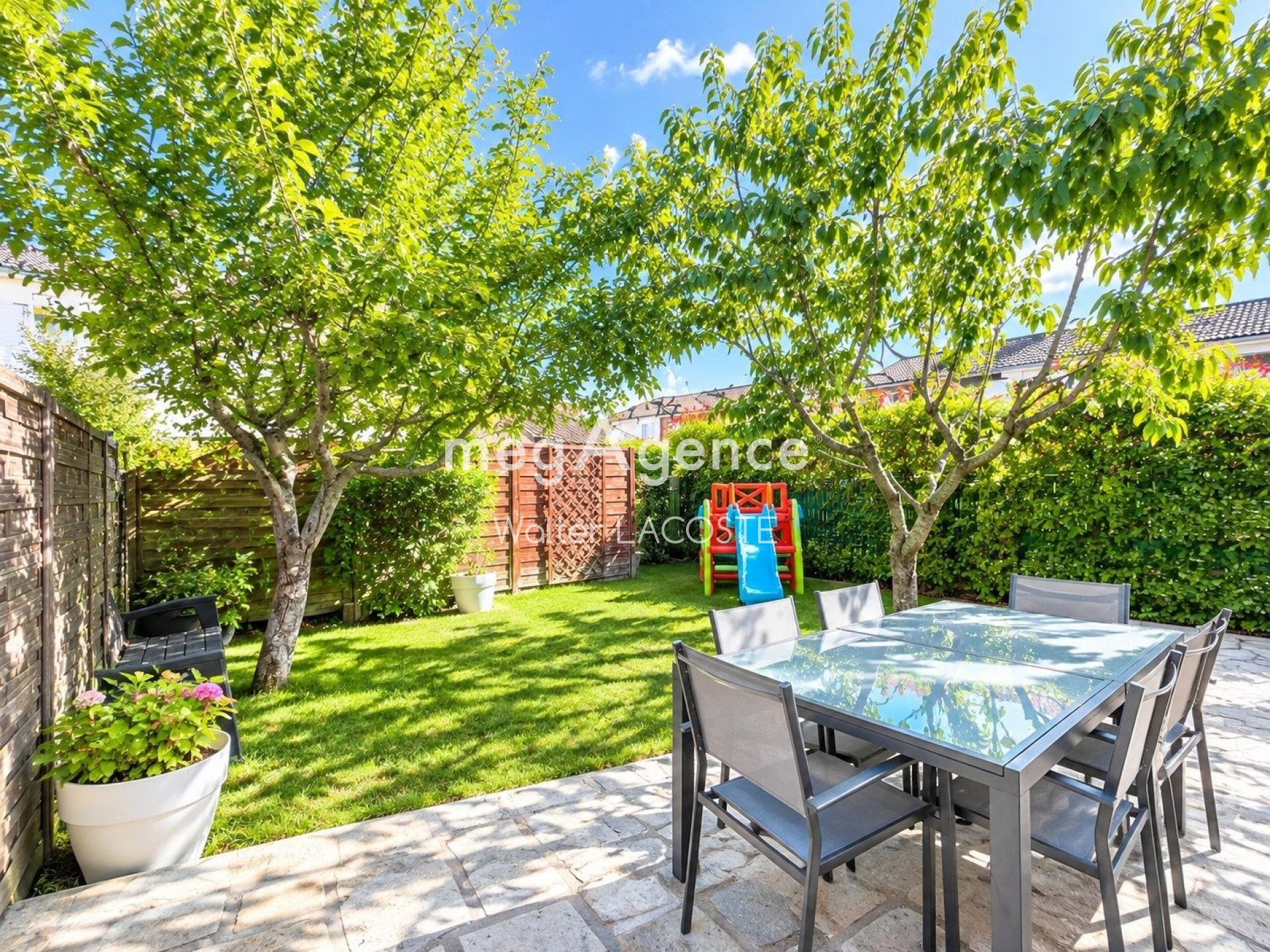 Maison 5 pièces 101 m² · à Magny-les-Hameaux · 101 m² · 348 000 €