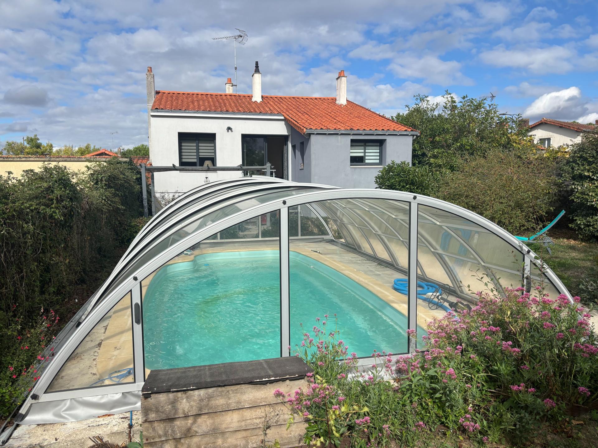 Maison 5 pièces 134 m² · à Mouilleron-le-Captif · 134 m² · 254 000 €