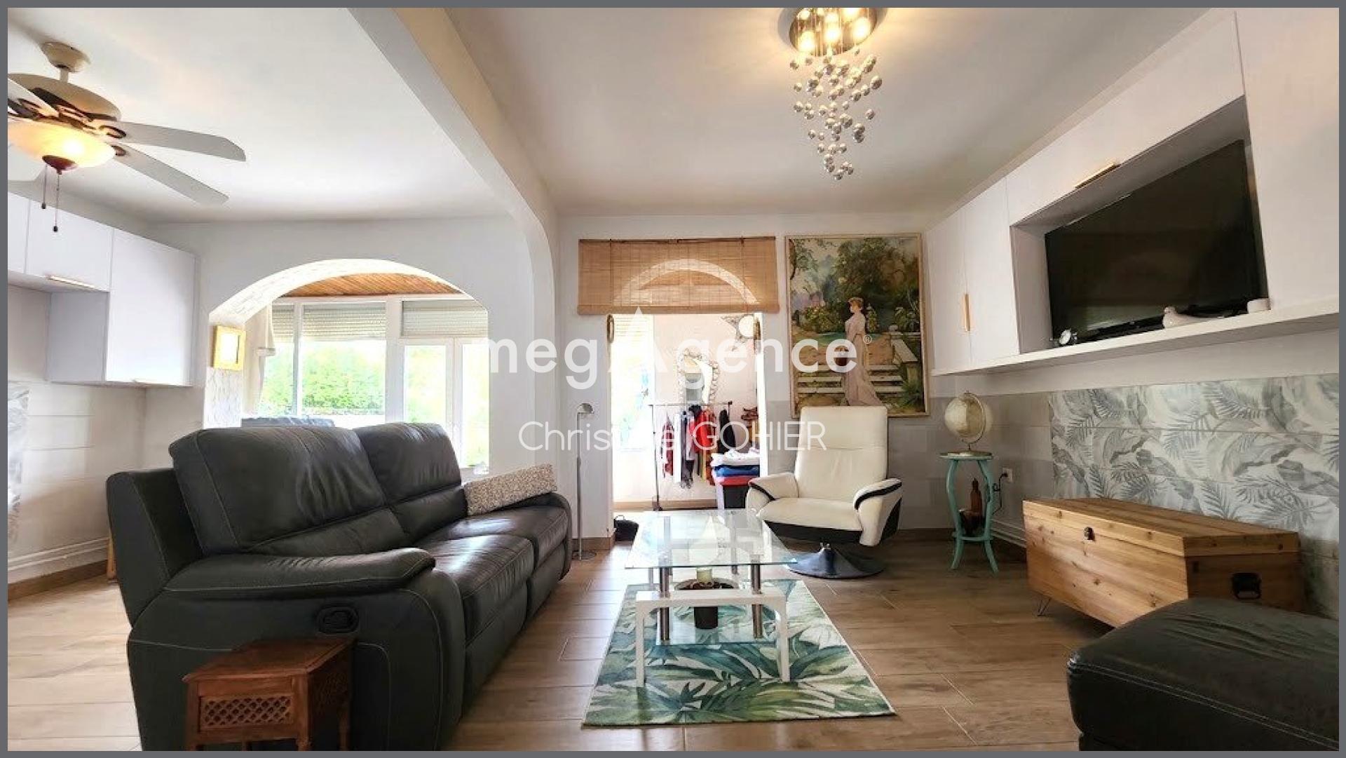 Maison 3 pièces 73 m² · à Saintes · 73 m² · 170 000 €