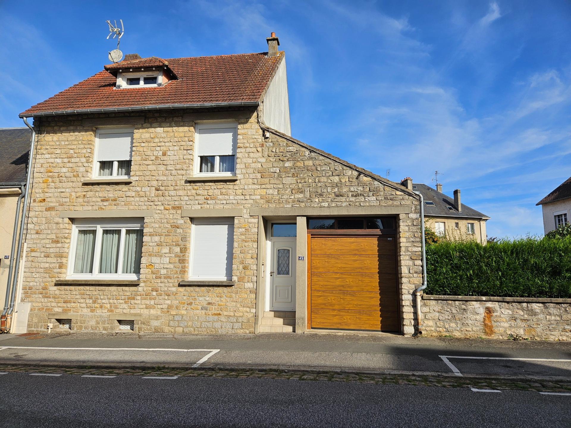 Maison 6 pièces 121 m² · à Alencon · 121 m² · 146 000 €