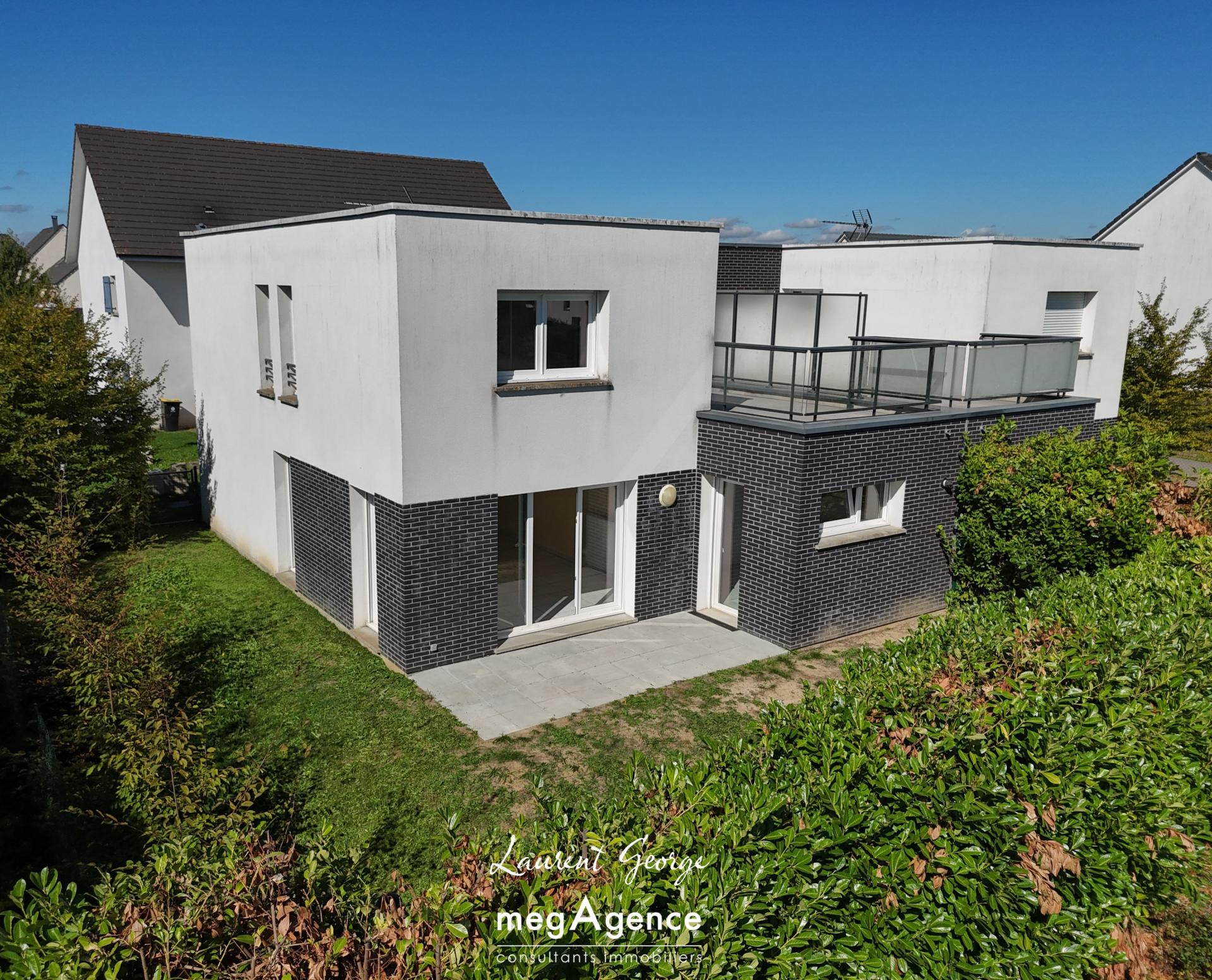 Maison 4 pièces 94 m² · à Saint-Aubin-Celloville · 94 m² · 215 000 €
