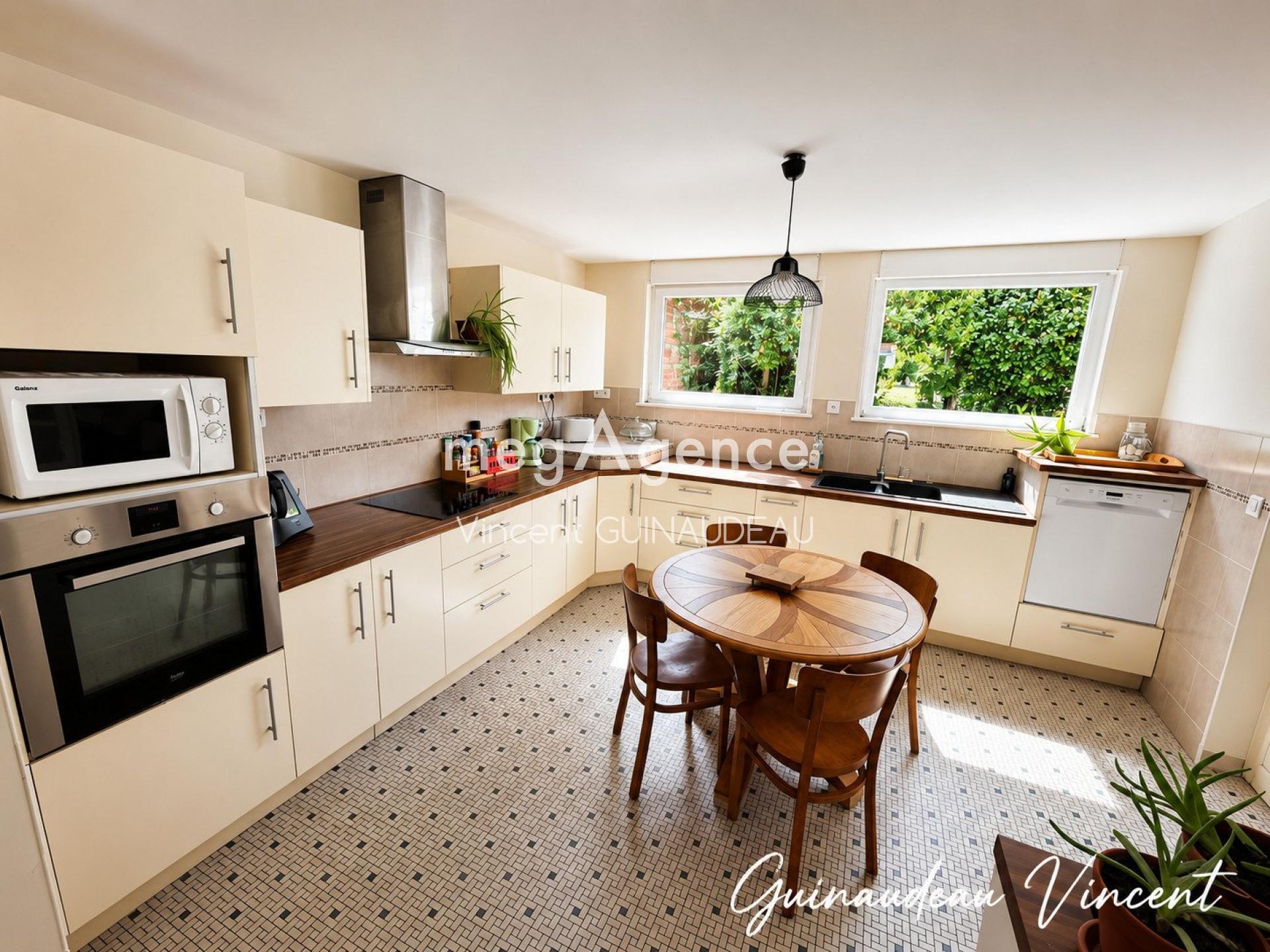 Maison 7 pièces 130 m² · à Sèvremoine · 130 m² · 219 500 €