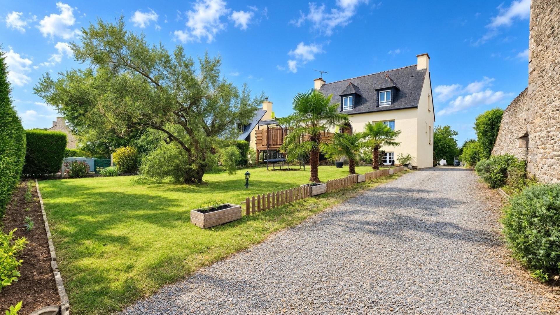 Maison 7 pièces 132 m² · à Bonnemain · 132 m² · 285 000 €