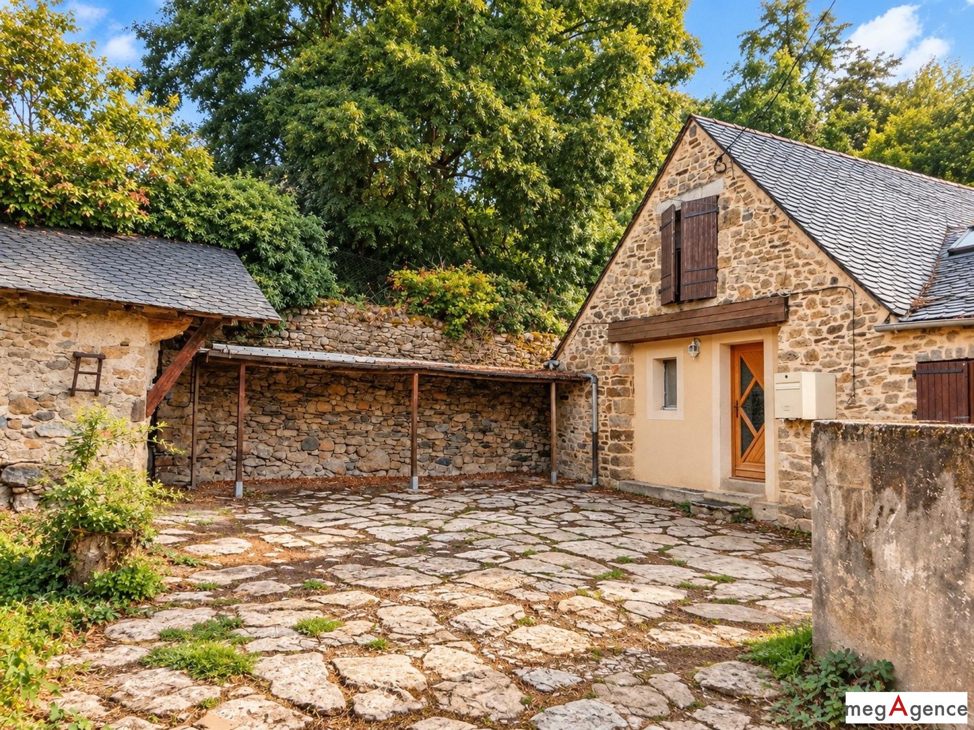 Maison 4 pièces 102 m² · à Meyrueis · 102 m² · 235 000 €