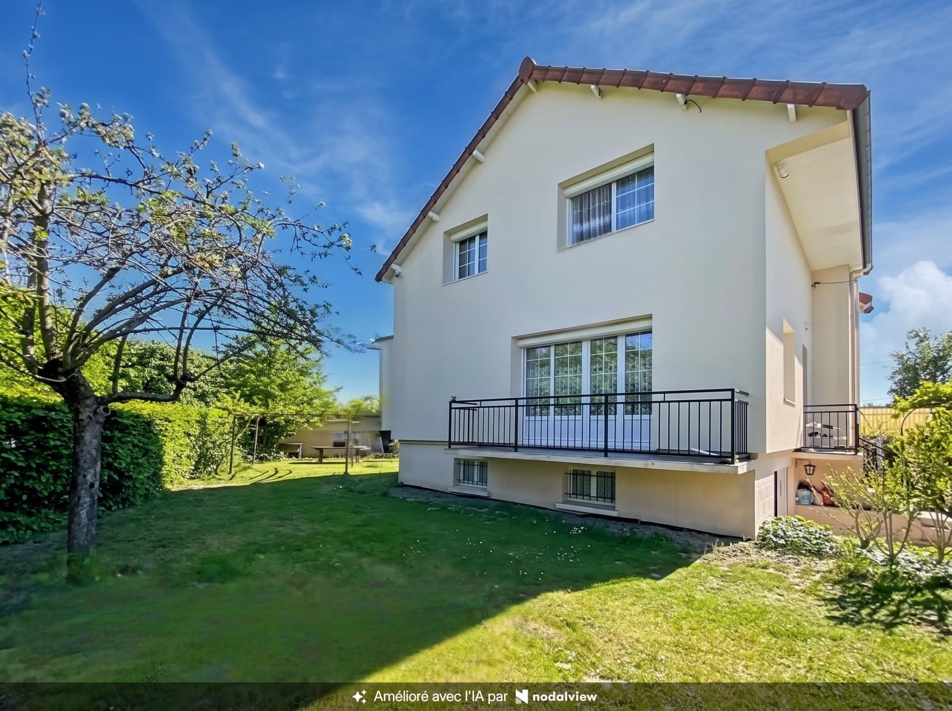 Maison 5 pièces 134 m² · à Sainte-Geneviève-des-Bois · 134 m² · 462 000 €