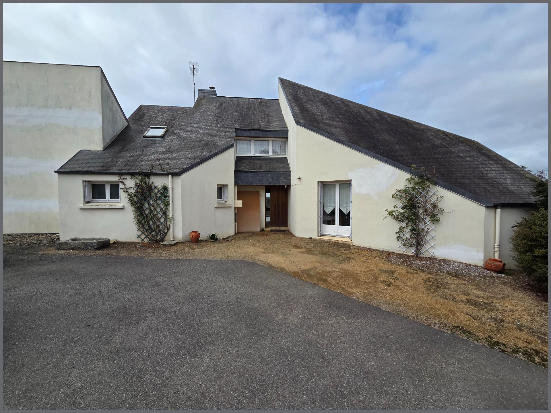 Maison 7 pièces 191 m² · à La Roche-Jaudy · 191 m² · 291 450 €