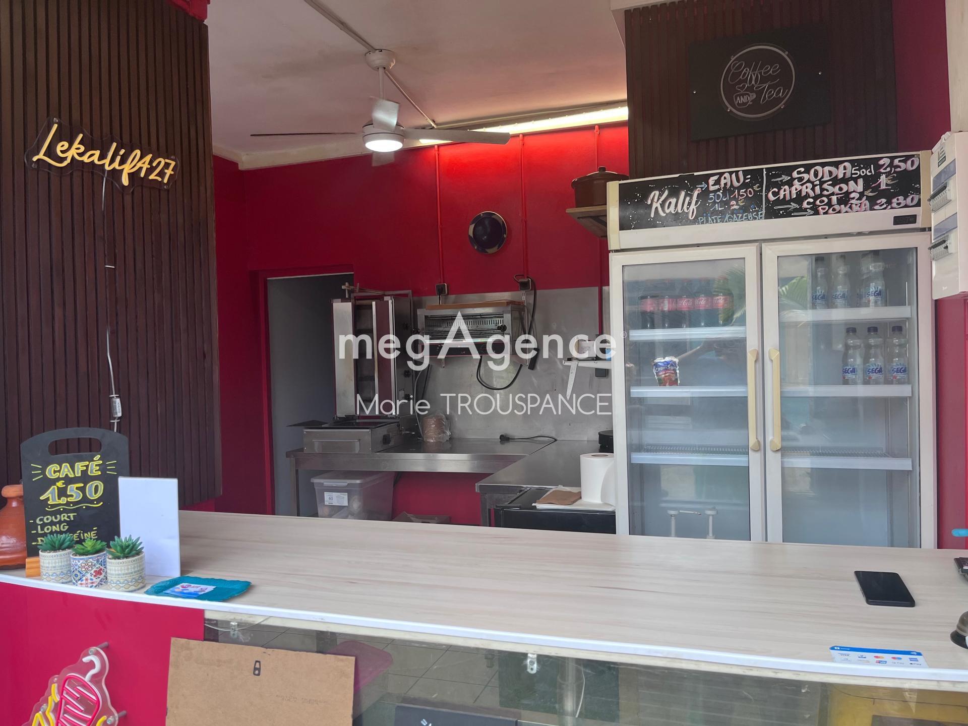 Local commercial 3 pièces 55 m² · à L' Etang-Sale · 55 m² · 29 000 €