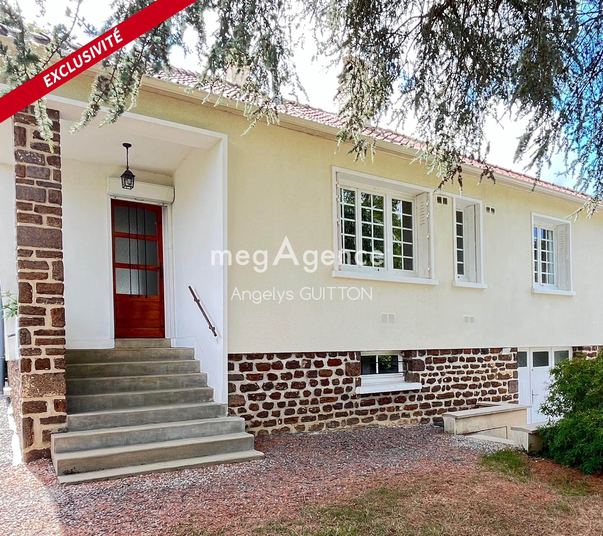Maison sur sous-sol complet, où l’on pose ses valises !