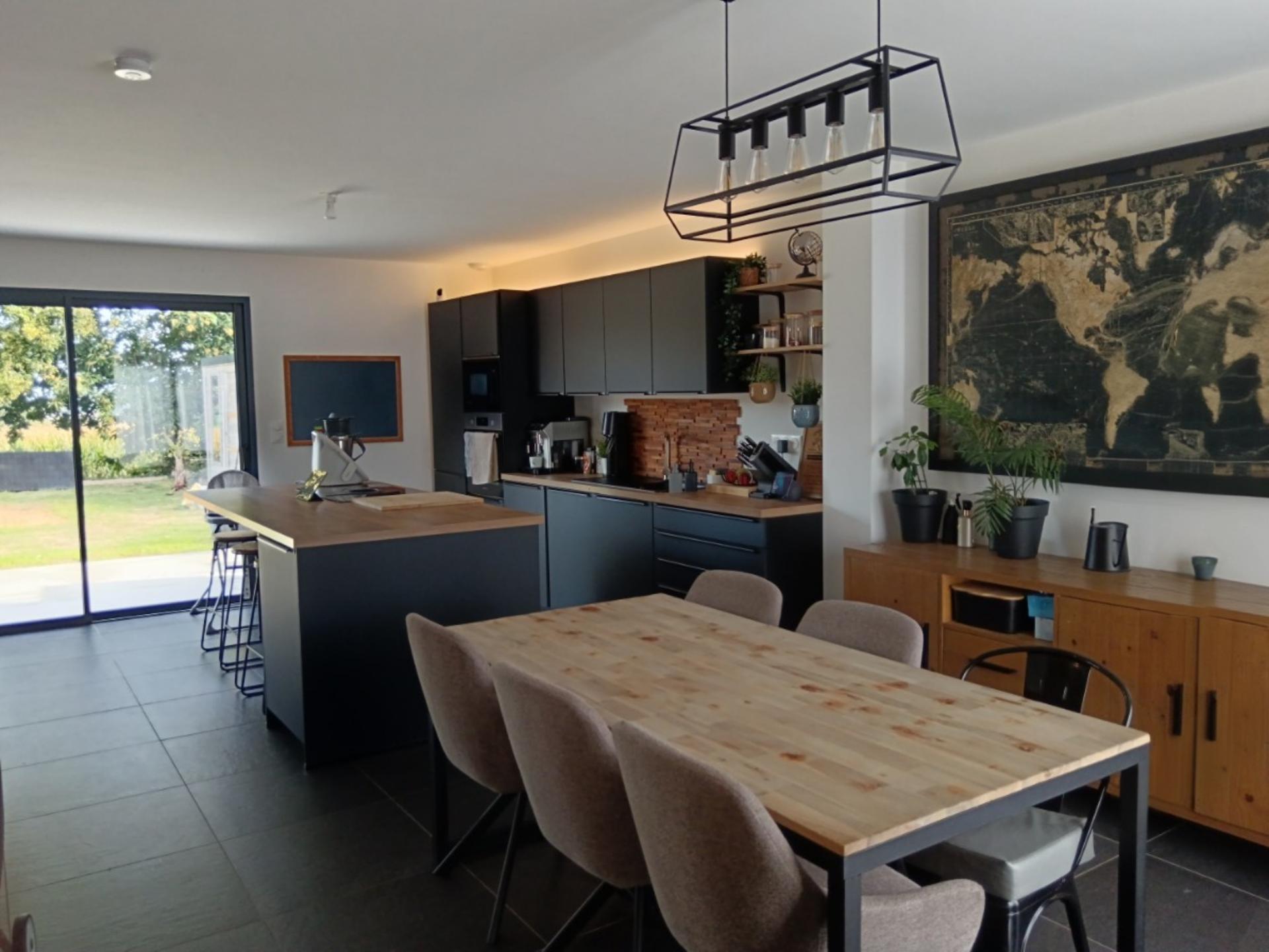Maison 8 pièces 130 m² · à Saint-Laurent-de-Terregatte · 130 m² · 309 000 €