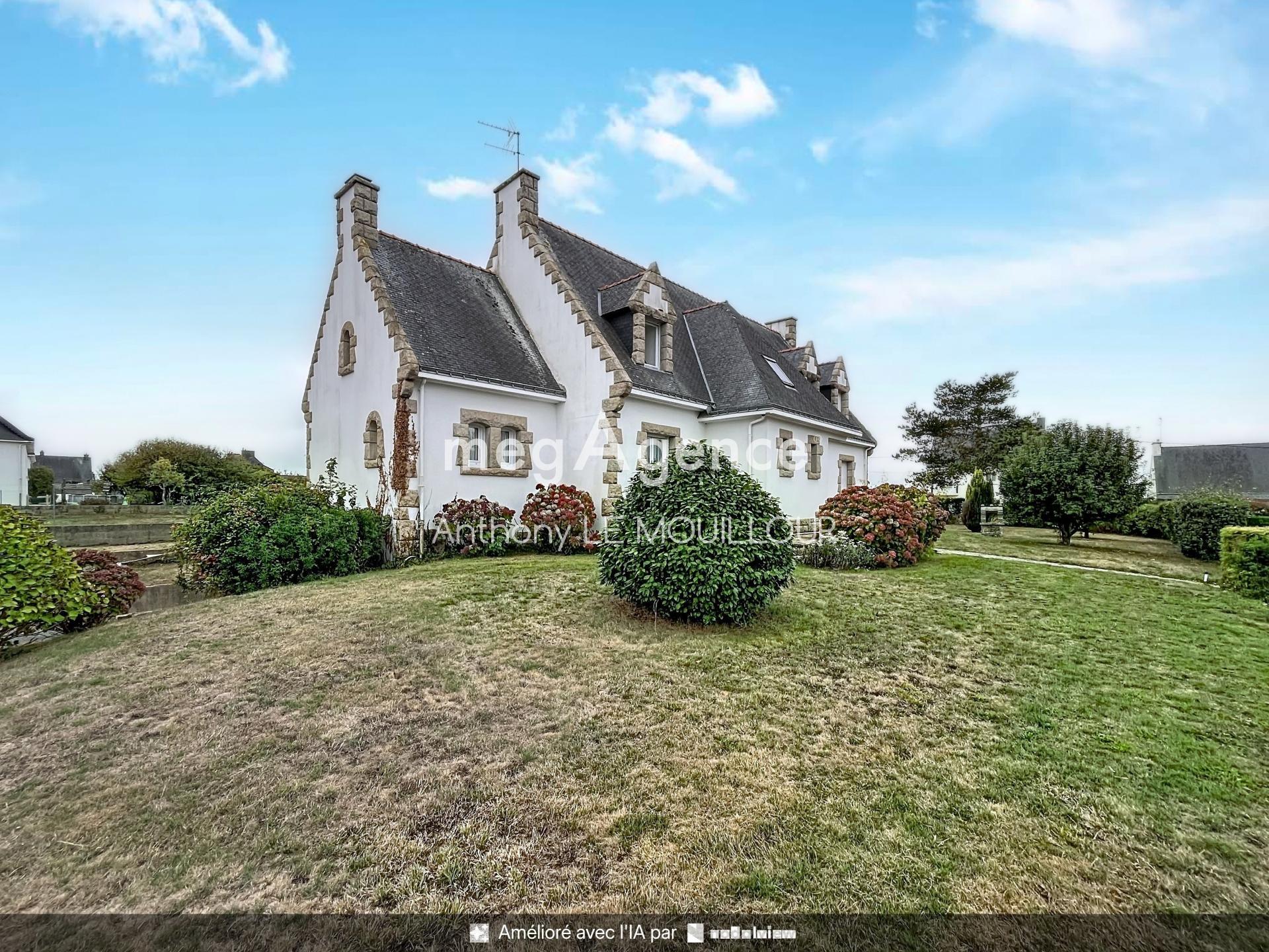 Maison 9 pièces 226 m² · à Plouay · 226 m² · 316 000 €