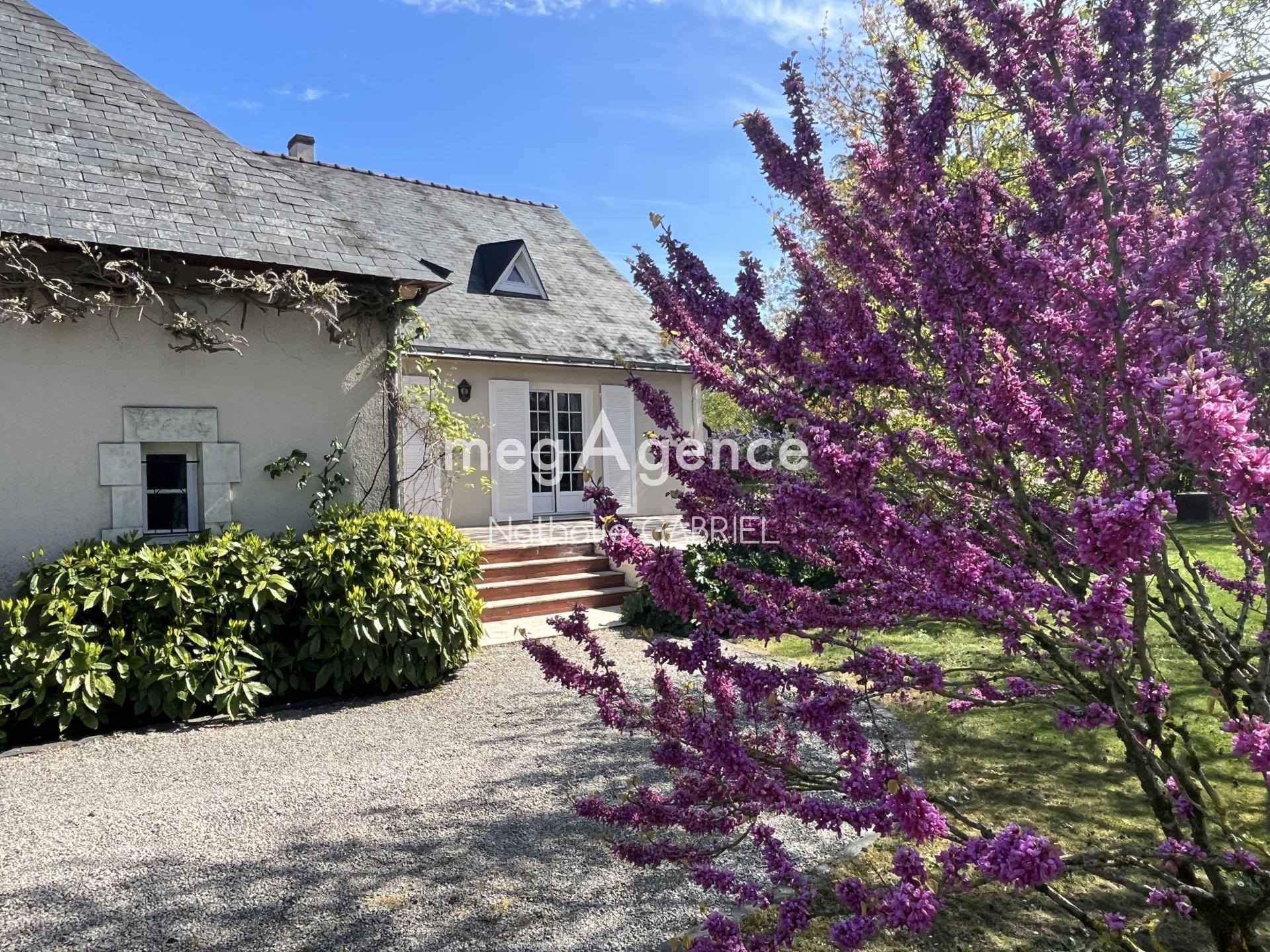 Maison 8 pièces 185 m² · à Bouchemaine · 185 m² · 523 000 €