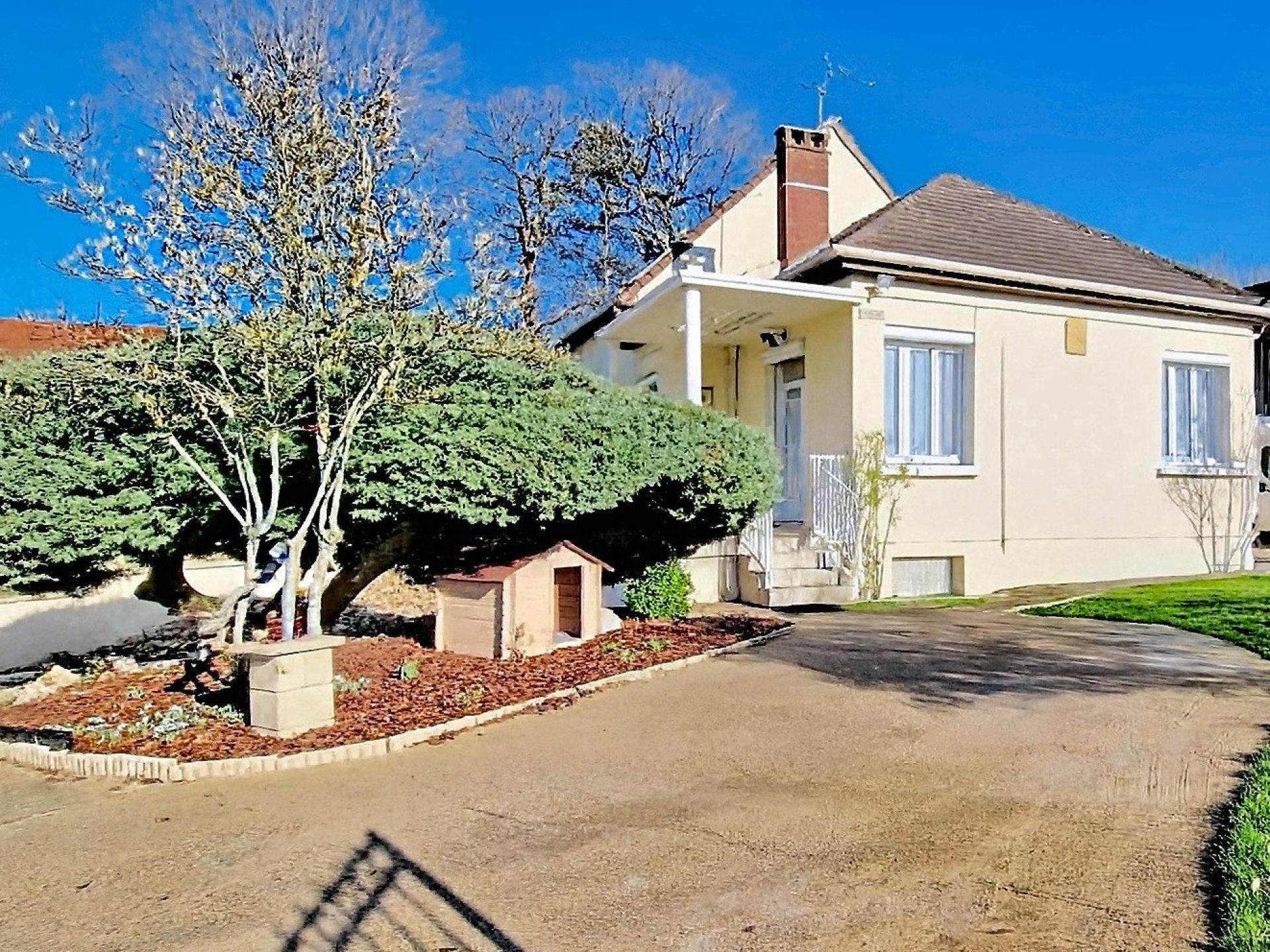 Maison 8 pièces 145 m² · à Plaisir · 145 m² · 538 000 €