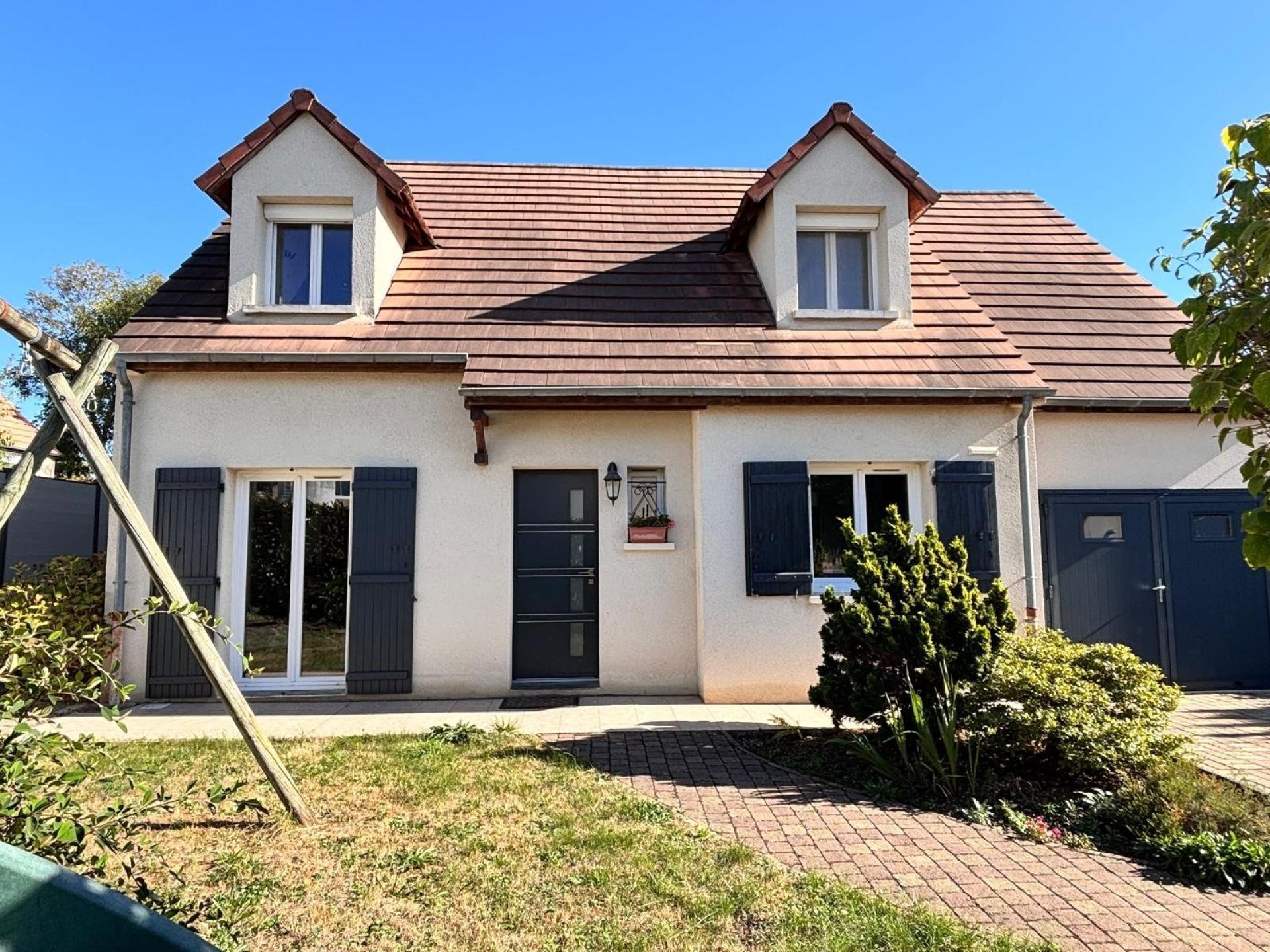 Maison 6 pièces 113 m² · à Vaux-le-Penil · 113 m² · 345 000 €