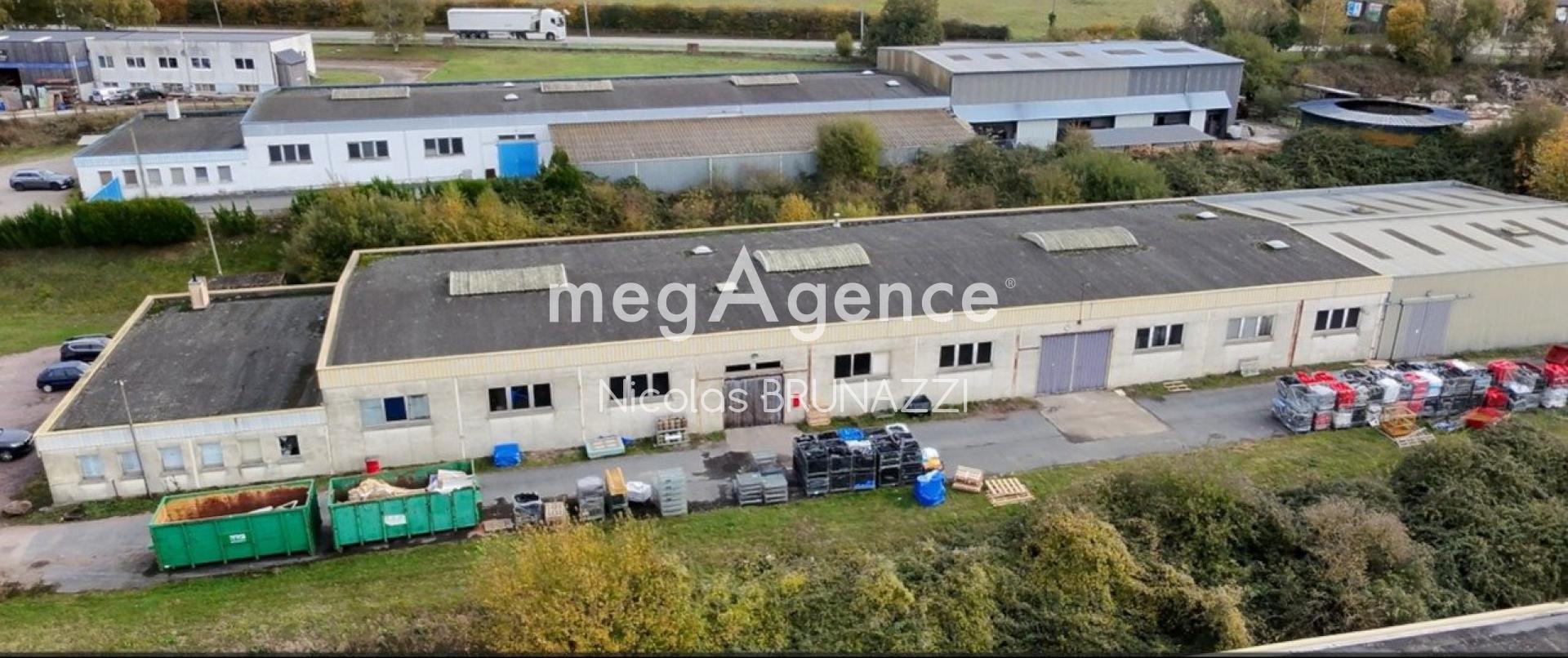 Local commercial 8 pièces 2000 m² · à Vimoutiers · 2 000 m² · 420 000 €