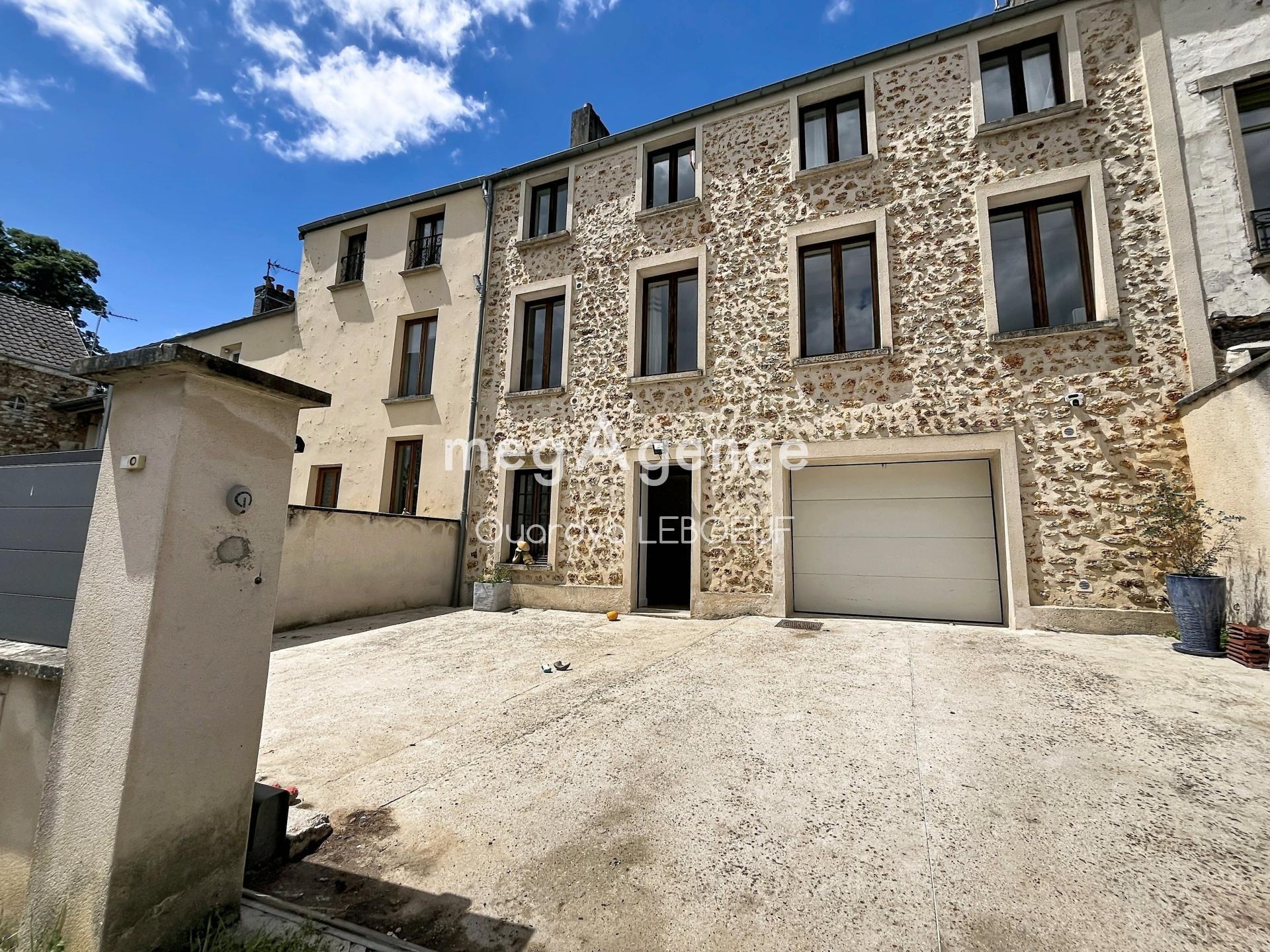 Maison 5 pièces 113 m² · à Aincourt · 113 m² · 229 000 €