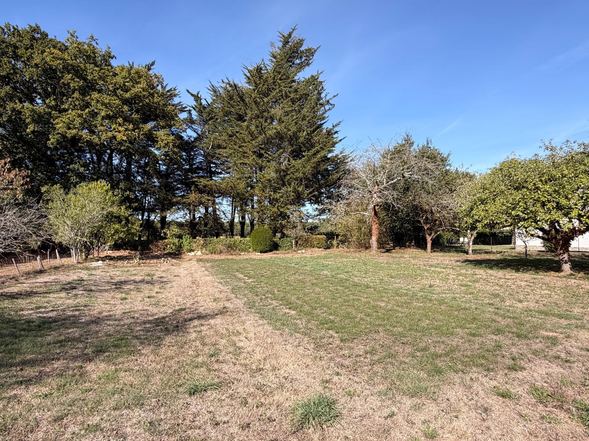 Terrain à MOLAC, 56230 - 804m² · 48 000 €