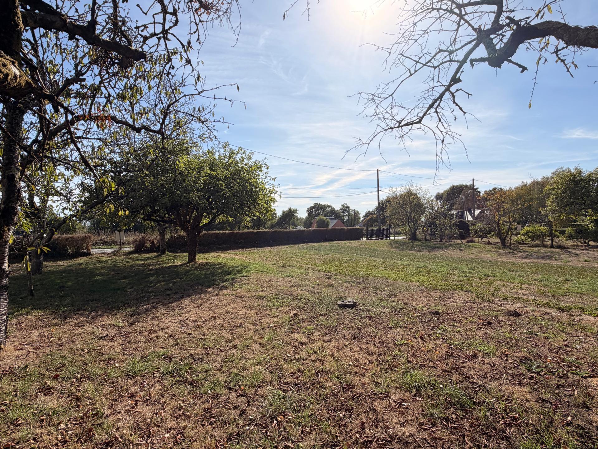 Terrain à MOLAC, 56230 - 700m² · 44 000 €
