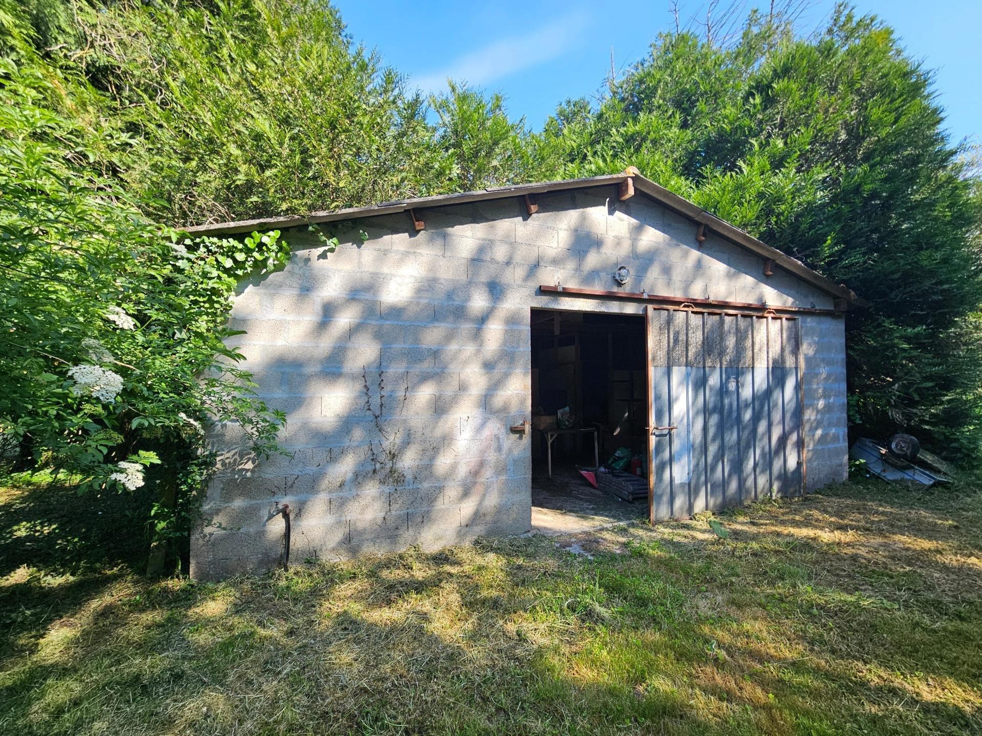 Maison 4 pièces 130 m² · à Saint-Jean-d'Angely · 130 m² · 120 000 €