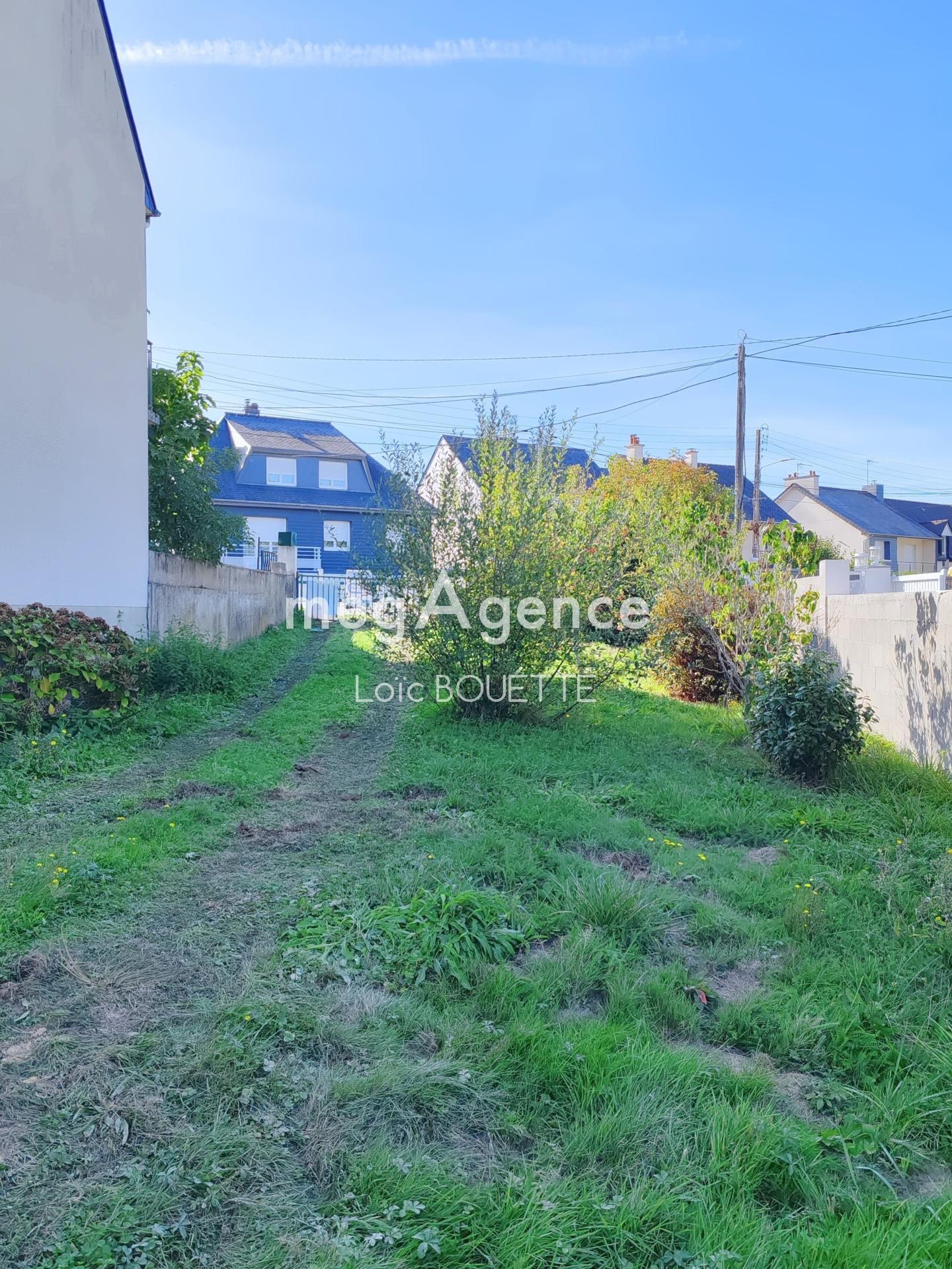 Terrain à SAINT-JACQUES-DE-LA-LANDE, 35136 - 463m² · 158 000 €