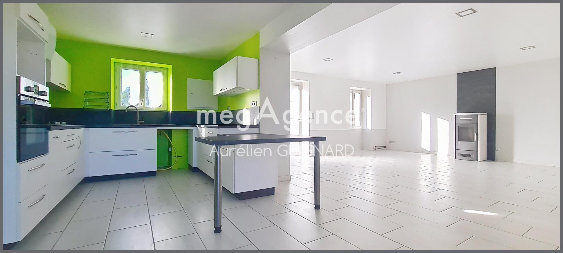 Maison 8 pièces 108 m² · à Bressuire · 108 m² · 112 900 €