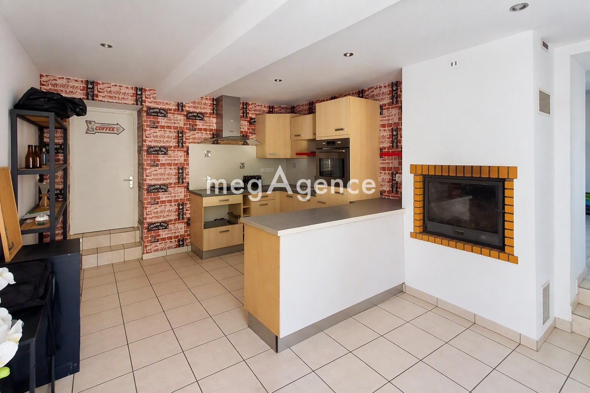 Maison 5 pièces 90 m² · à Ernée · 90 m² · 143 600 €