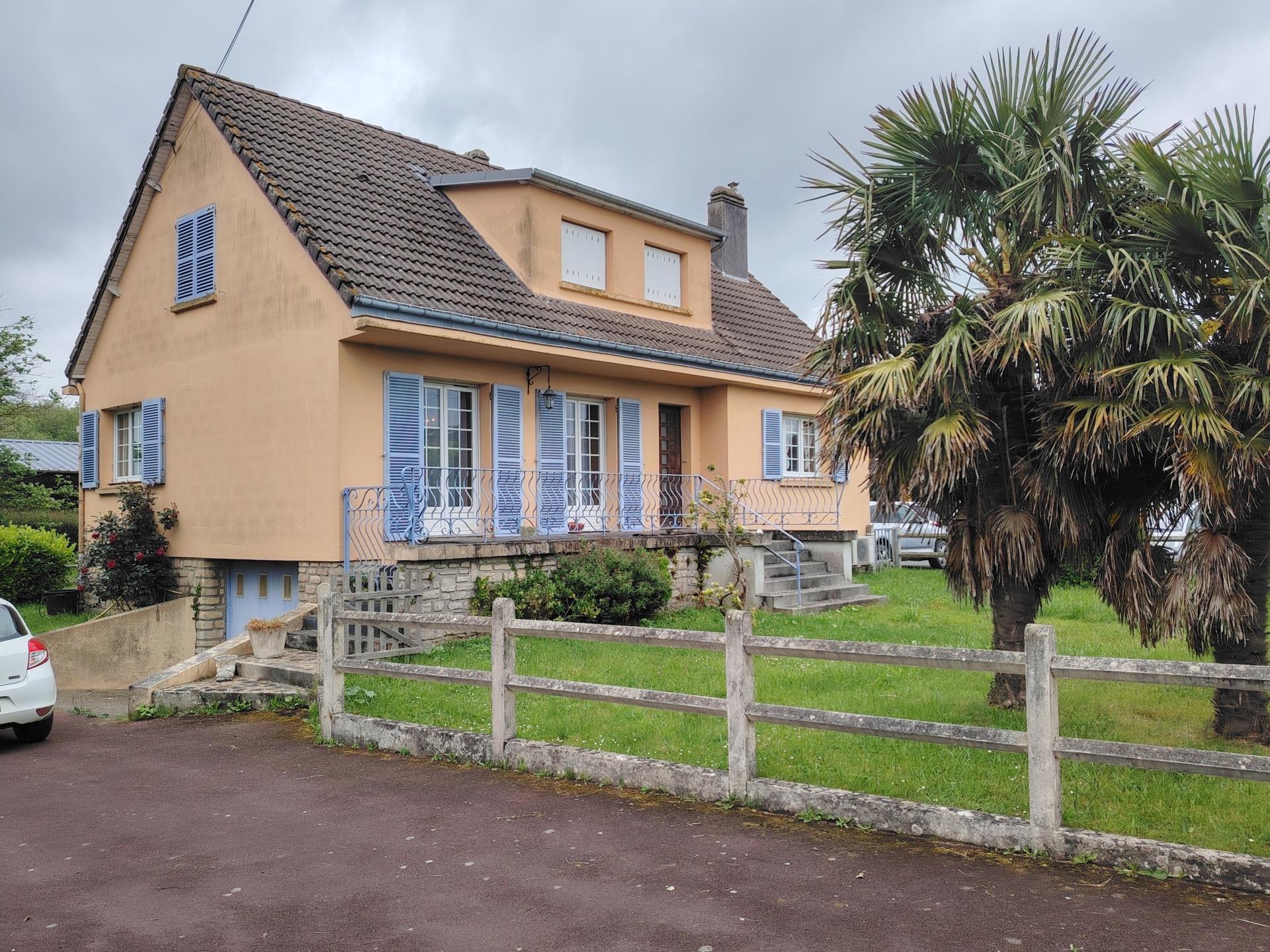 Maison 7 pièces 119 m² · à Périers · 119 m² · 169 000 €