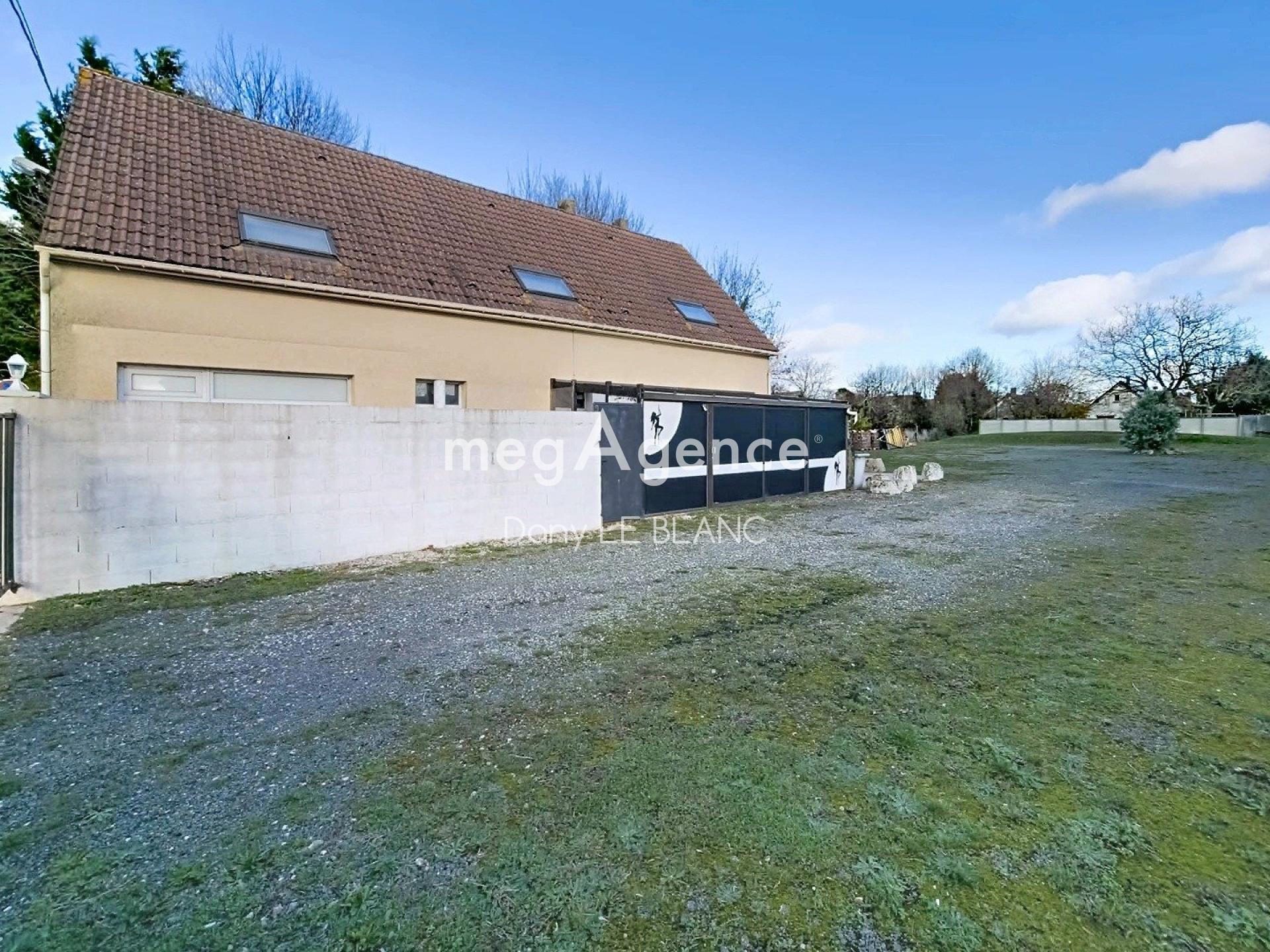 Local commercial 6 pièces 200 m² · à Chartres · 200 m² · 210 000 €