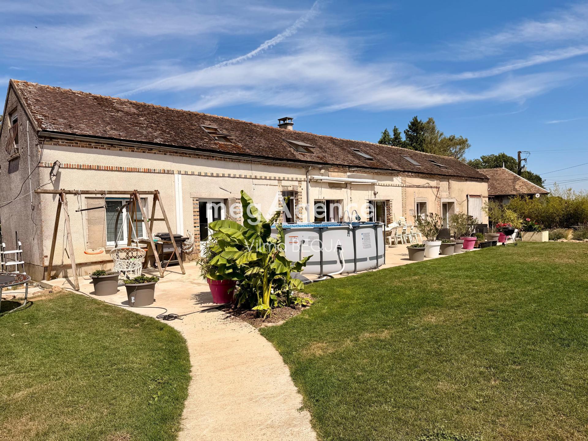 Maison 6 pièces 167 m² · à Saint-Valérien · 167 m² · 247 000 €