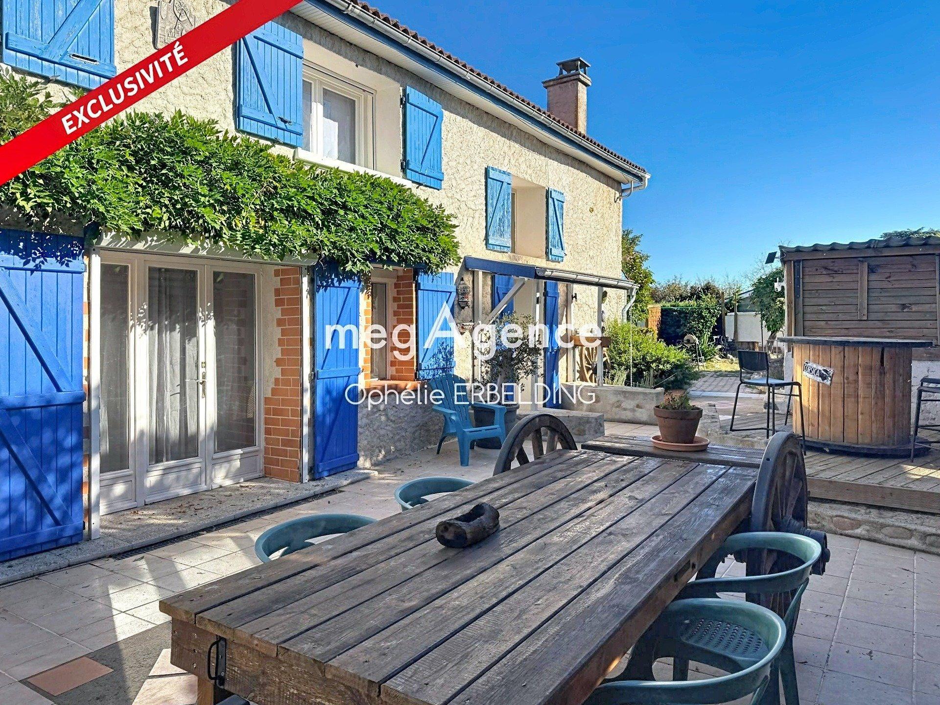 Maison 9 pièces 188 m² · à L'Hôpital-le-Grand · 188 m² · 319 000 €