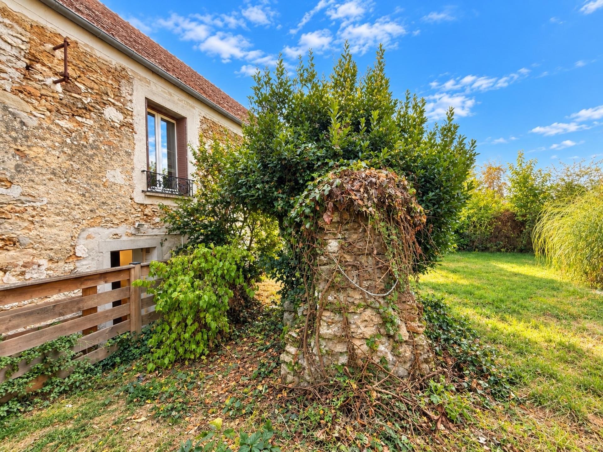 Maison 3 pièces 47 m² · à Solers · 47 m² · 93 000 €