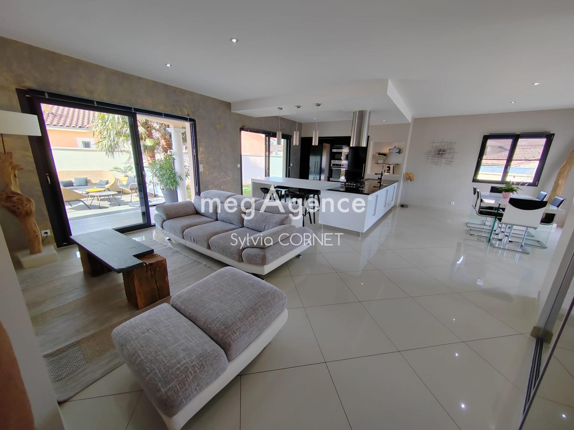 Maison 5 pièces 170 m² · à Bourg-en-Bresse · 170 m² · 460 000 €