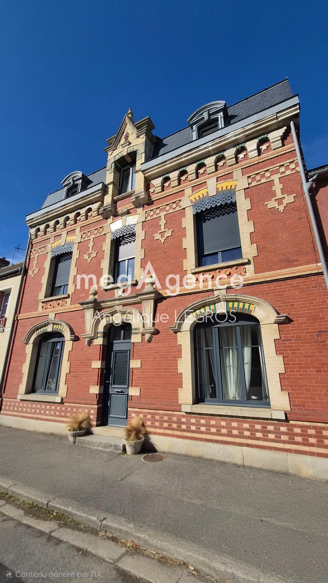 Maison 8 pièces 180 m² · au Mêle-sur-Sarthe · 180 m² · 354 000 €