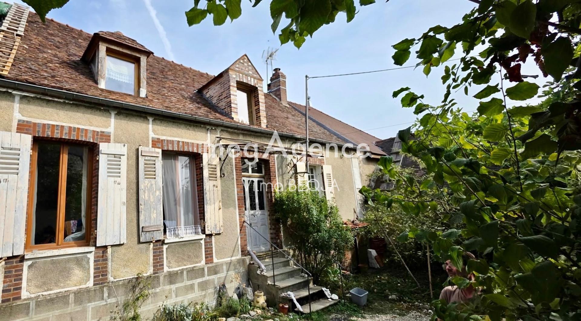 Maison 5 pièces 114 m² · à Thorigny-sur-Oreuse · 114 m² · 135 000 €