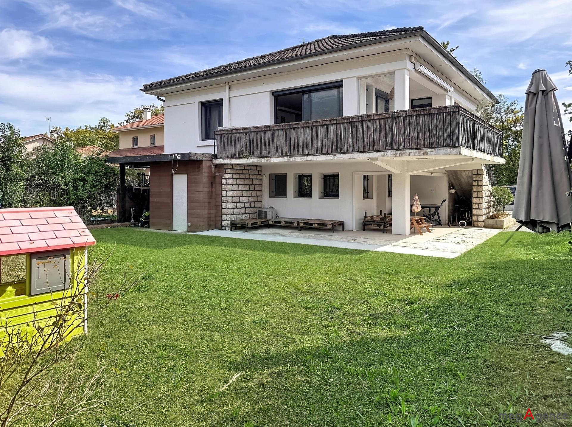 Maison 6 pièces 135 m² · à Varces-Allières-et-Risset · 135 m² · 495 000 €