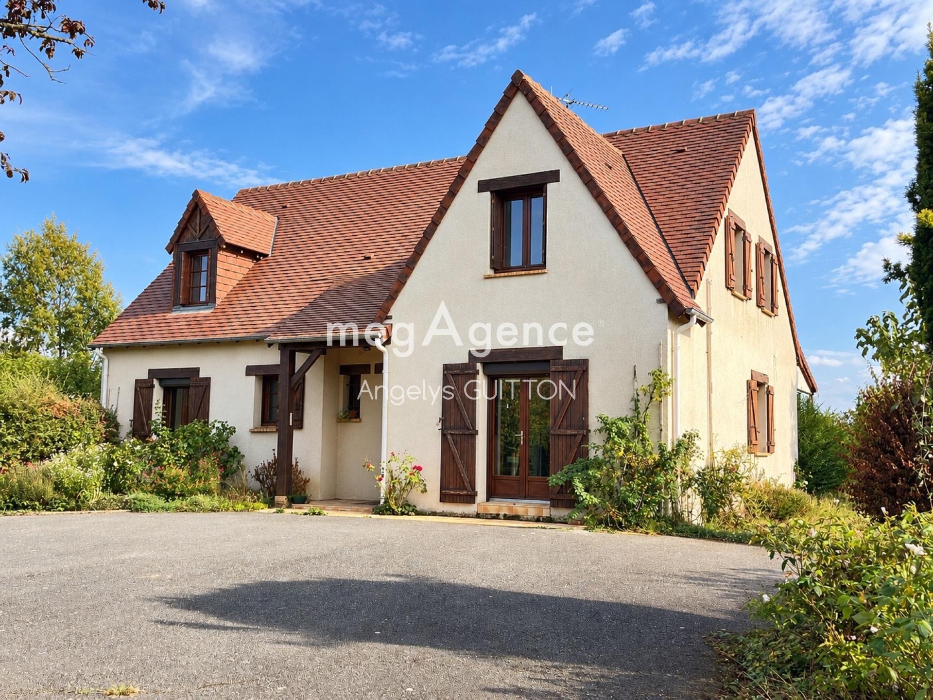 Maison 5 pièces 176 m² · à Beaumont-sur-Sarthe · 176 m² · 222 000 €