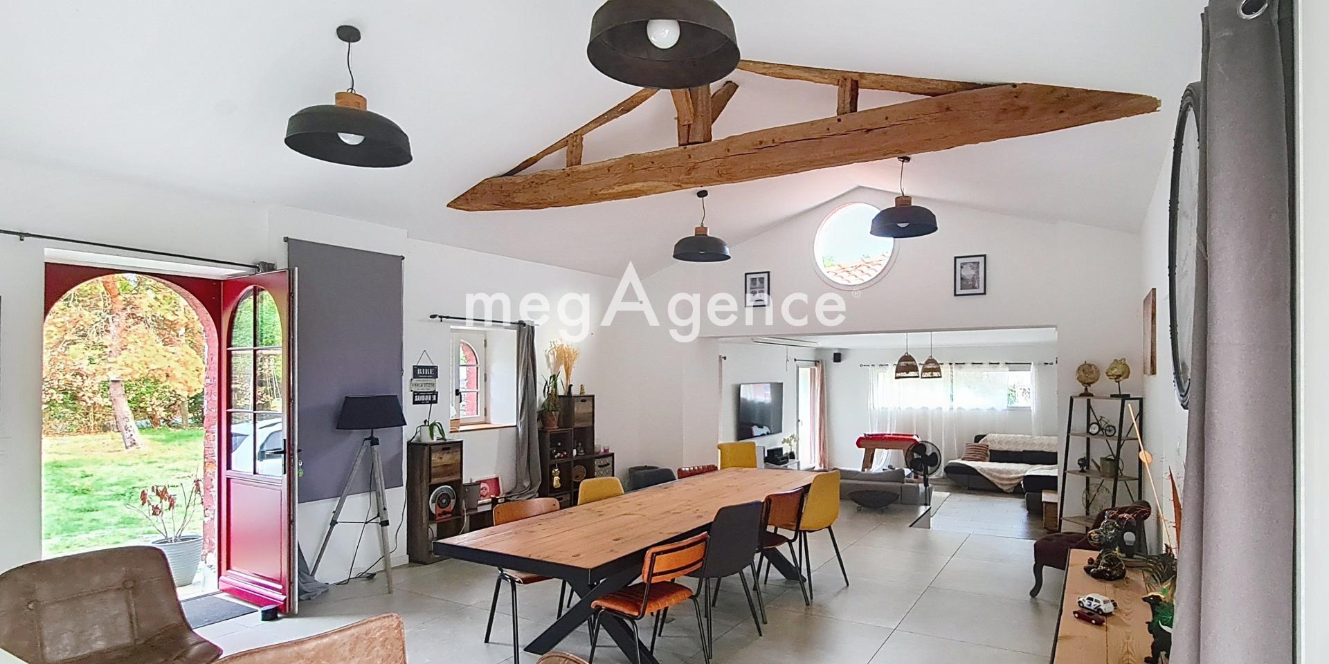 Maison 6 pièces 209 m² · à Challans · 209 m² · 415 000 €