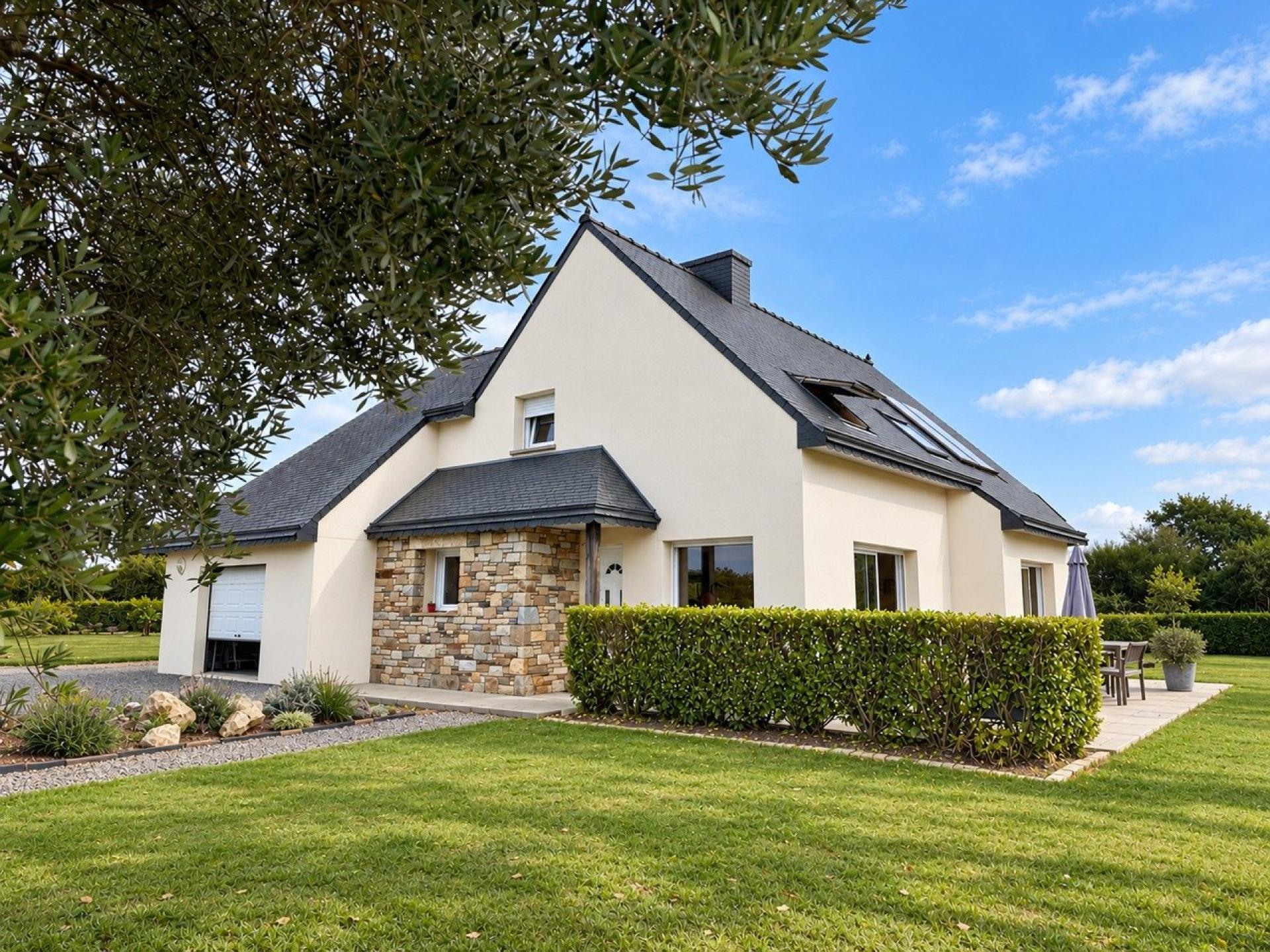 Maison 10 pièces 152 m² · à Lannion · 152 m² · 468 000 €