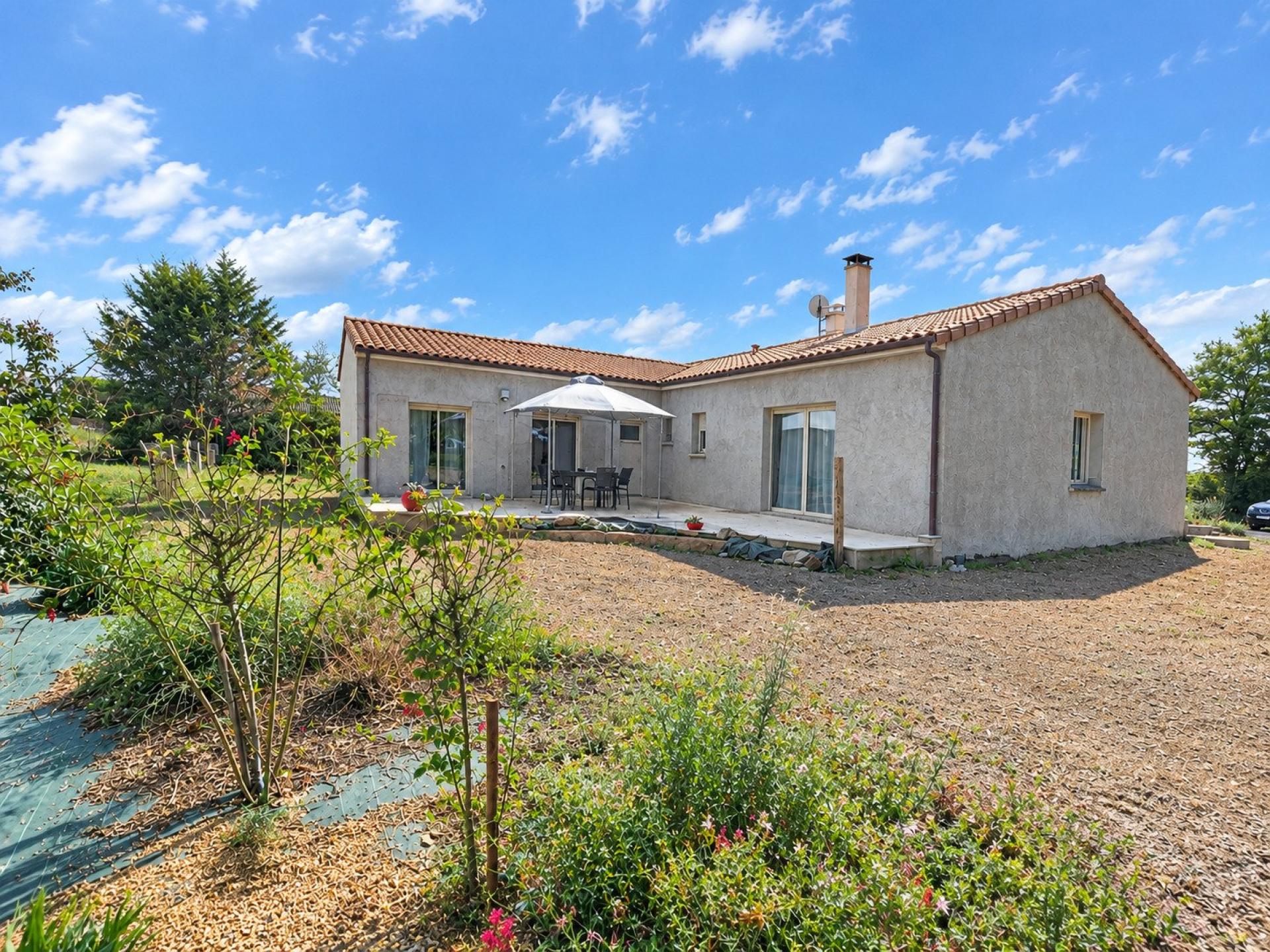 Maison 7 pièces 133 m² · à Argentonnay · 133 m² · 199 500 €
