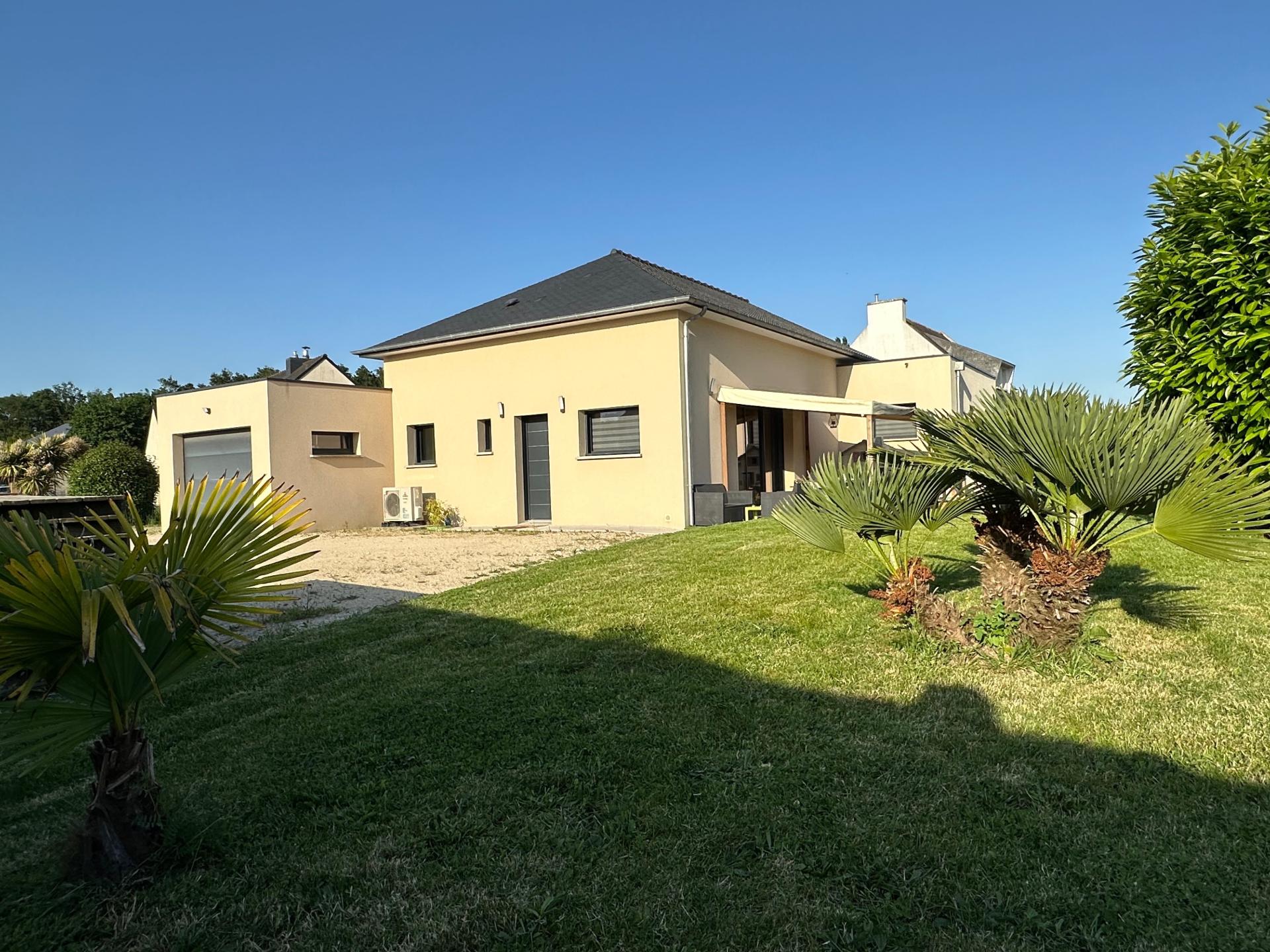 Maison 6 pièces 111 m² · à Bobital · 111 m² · 351 500 €