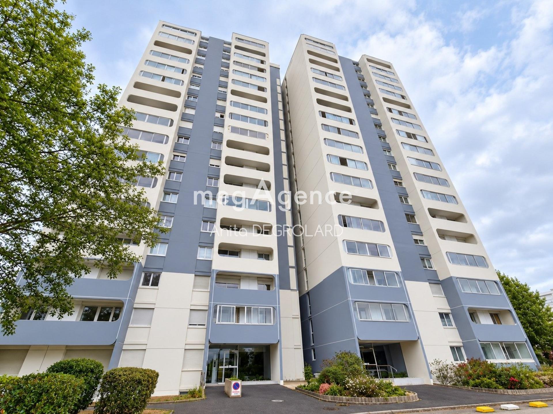 Appartement 3 pièces 86 m² · à La Roche-sur-Yon · 86 m² · 145 600 €