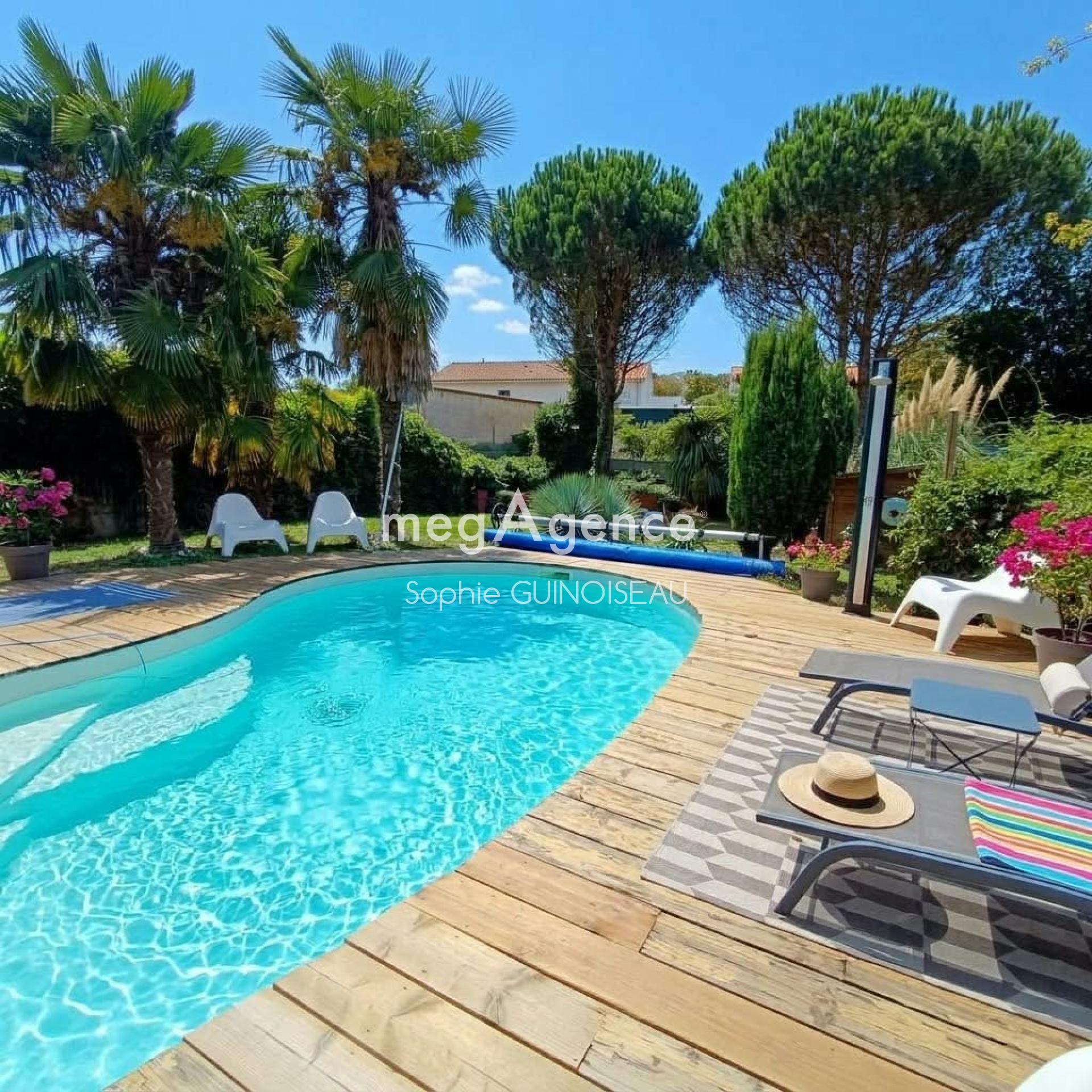 Maison 6 pièces 112 m² · à Cholet · 112 m² · 243 000 €