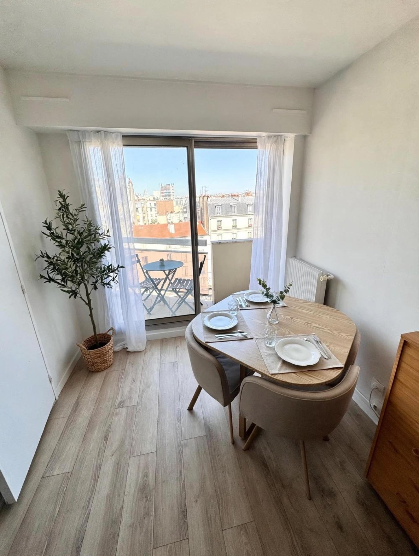 Appartement 1 pièce 26 m² · à Paris 14e Arrondissement · 26 m² · 270 000 €