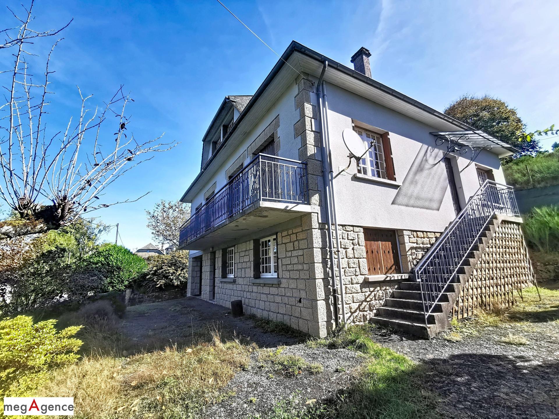 Maison 7 pièces 186 m² · à Chaumeil · 186 m² · 138 000 €