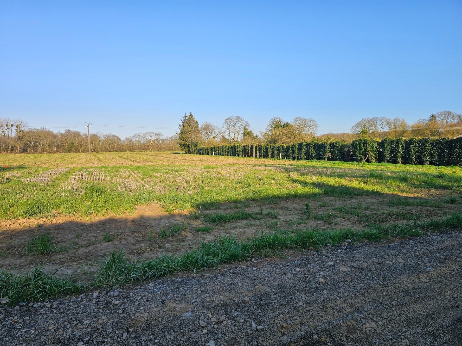 Terrain 1314 m² · à Plouvara · 50 000 €