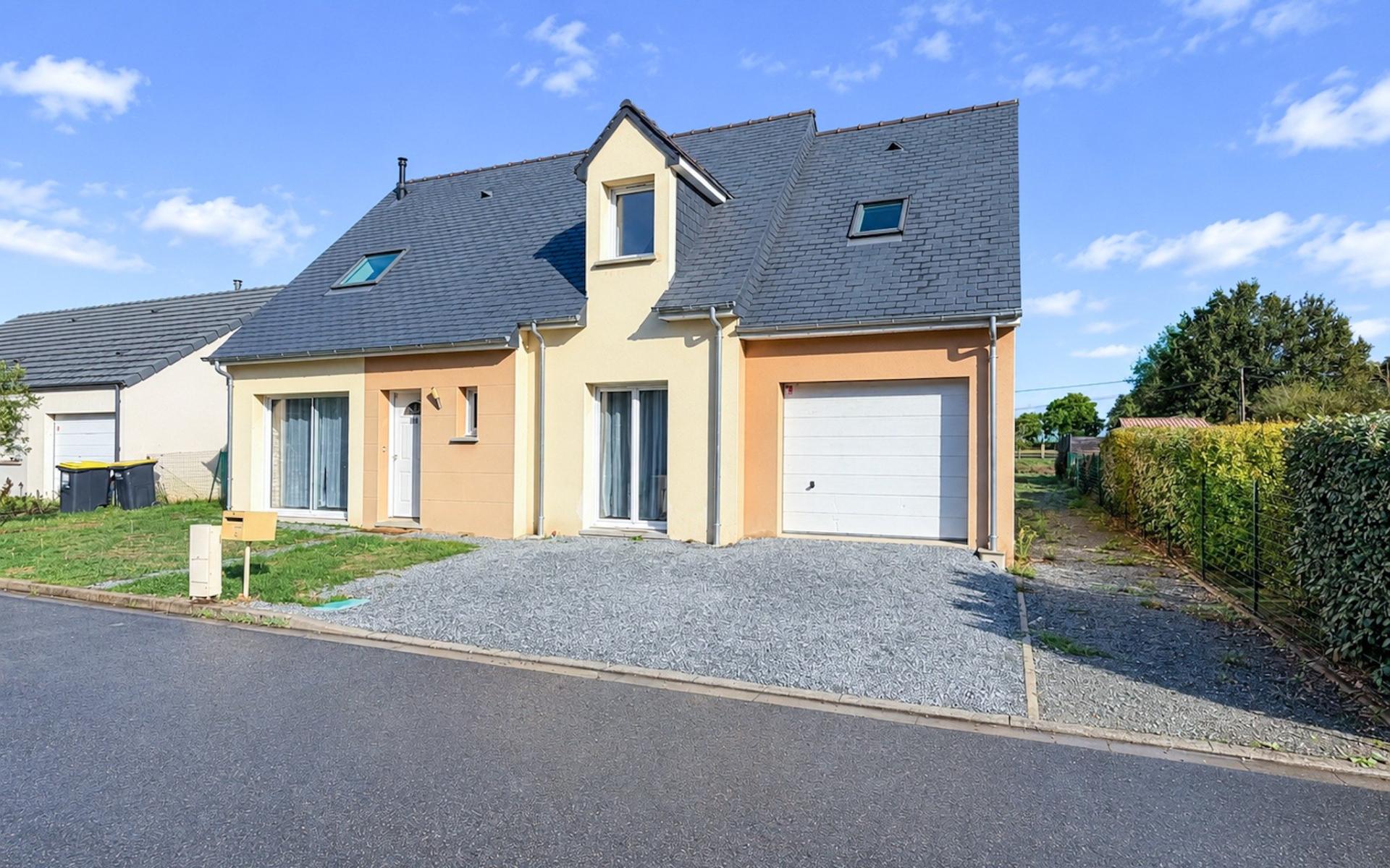 Maison 7 pièces 124 m² · à La Bazoge · 124 m² · 259 000 €